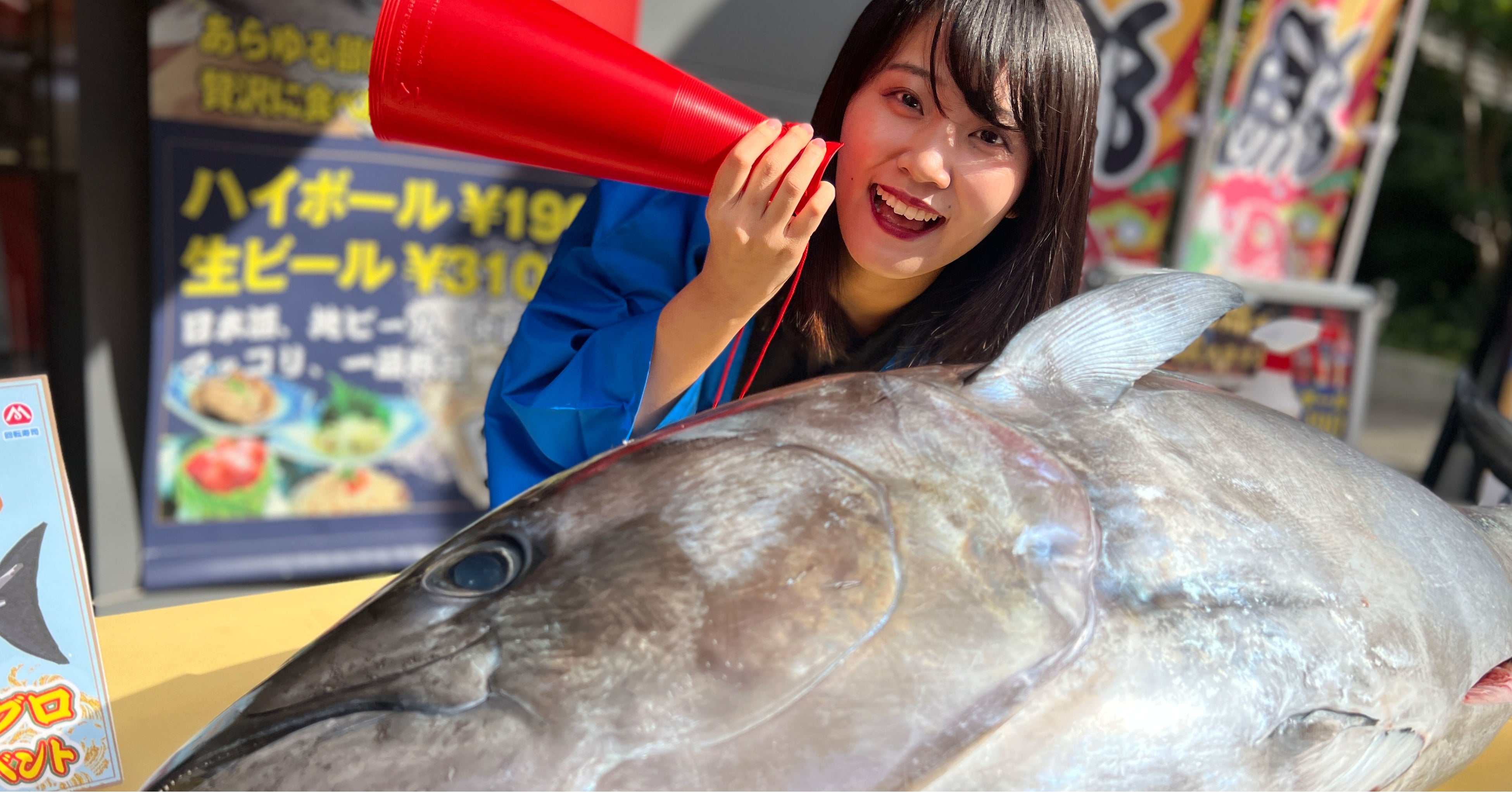 お店のイメージガール百道あんちゃん