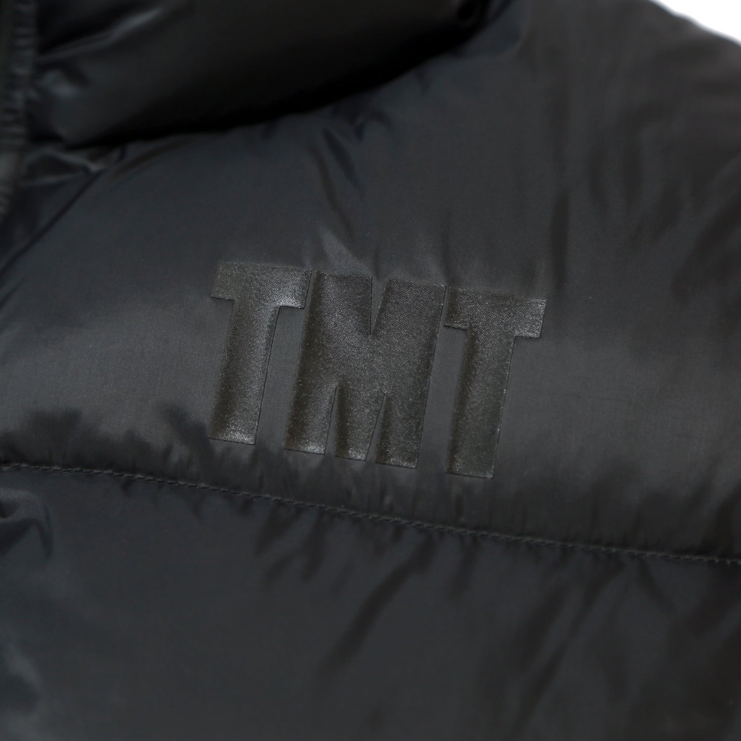 TMTダウン 無駄を削ぎ落した、究極にシンプルな DOWN JACKET＆VESTが登場