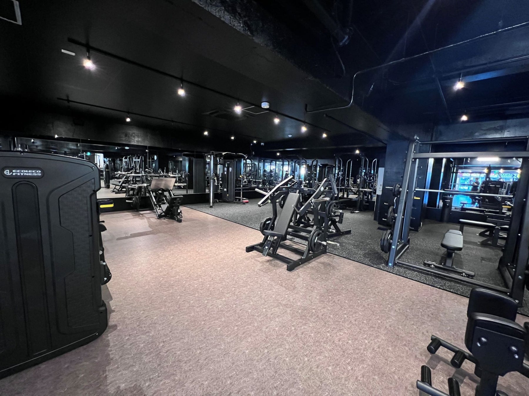 ECOFIT24名東新宿店