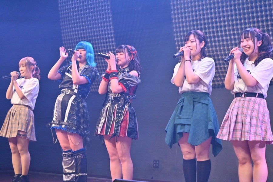 アイドルグループICE-ink新5人体制で初のワンマンライブを開催 | 株式