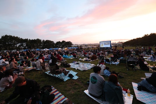 東京・葛西臨海公園が“1日限りの屋外シネマフェス”会場に変わる!映画・お笑い・ダンス・グルメが集結! 東京・葛西臨海公園が“1日限りの屋外シネマフェス”会場に変わる!映画・お笑い・ダンス・グルメが集結!