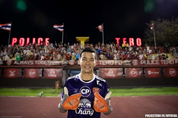 タイリーグ1部首位ポリス・ユナイテッドFC所属のSinthaweechai選手