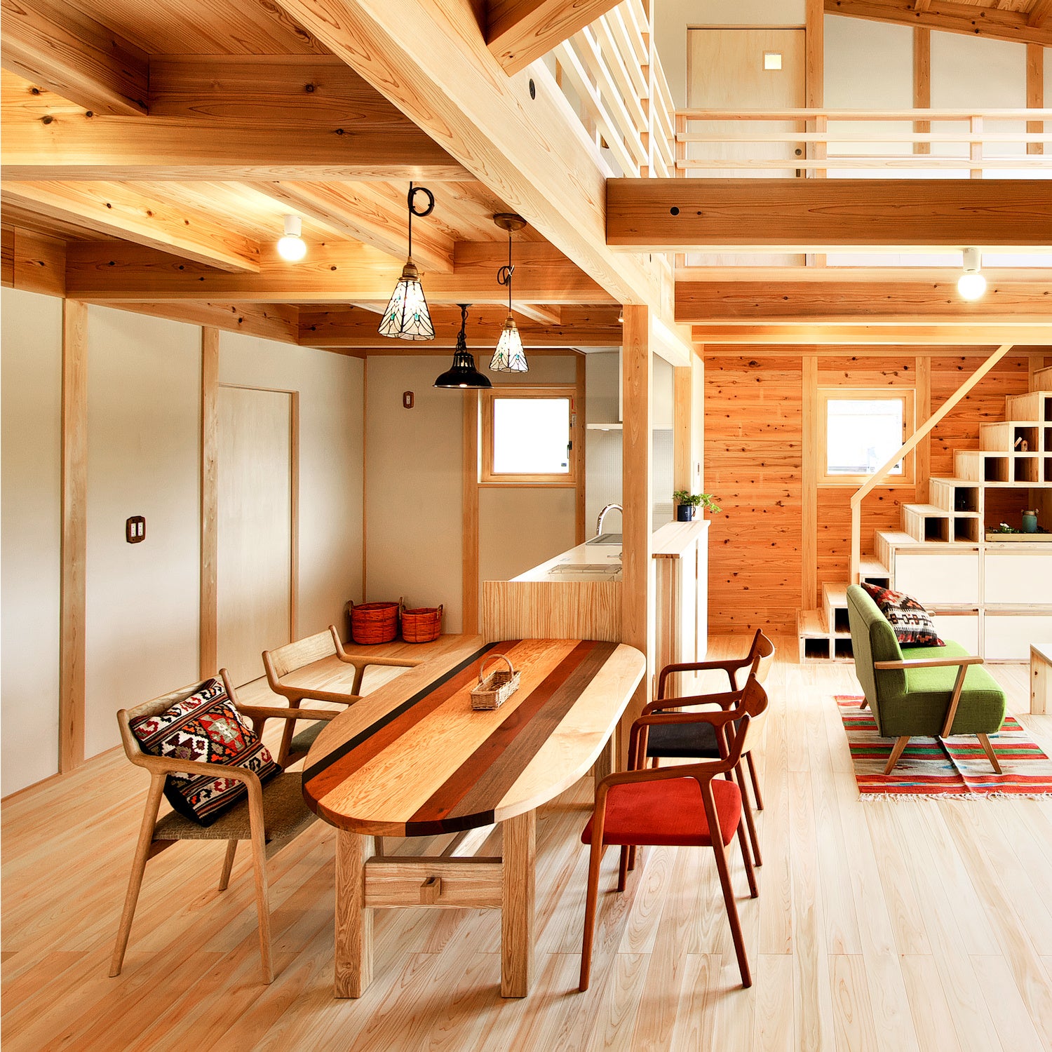 住空間・店舗・オフィスなど幅広く提案可能な商材が揃う