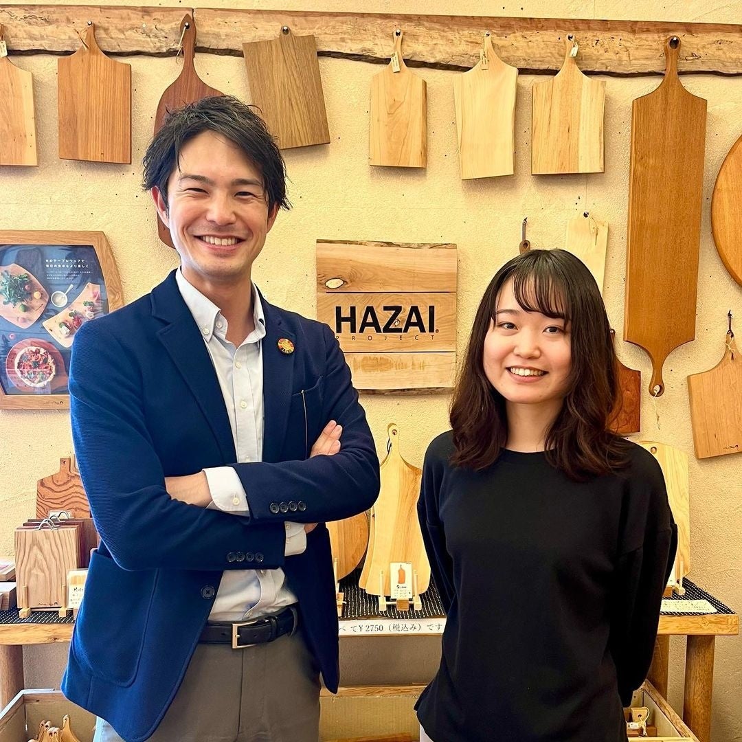 岡崎製材㈱担当者(左)八田(右)上田