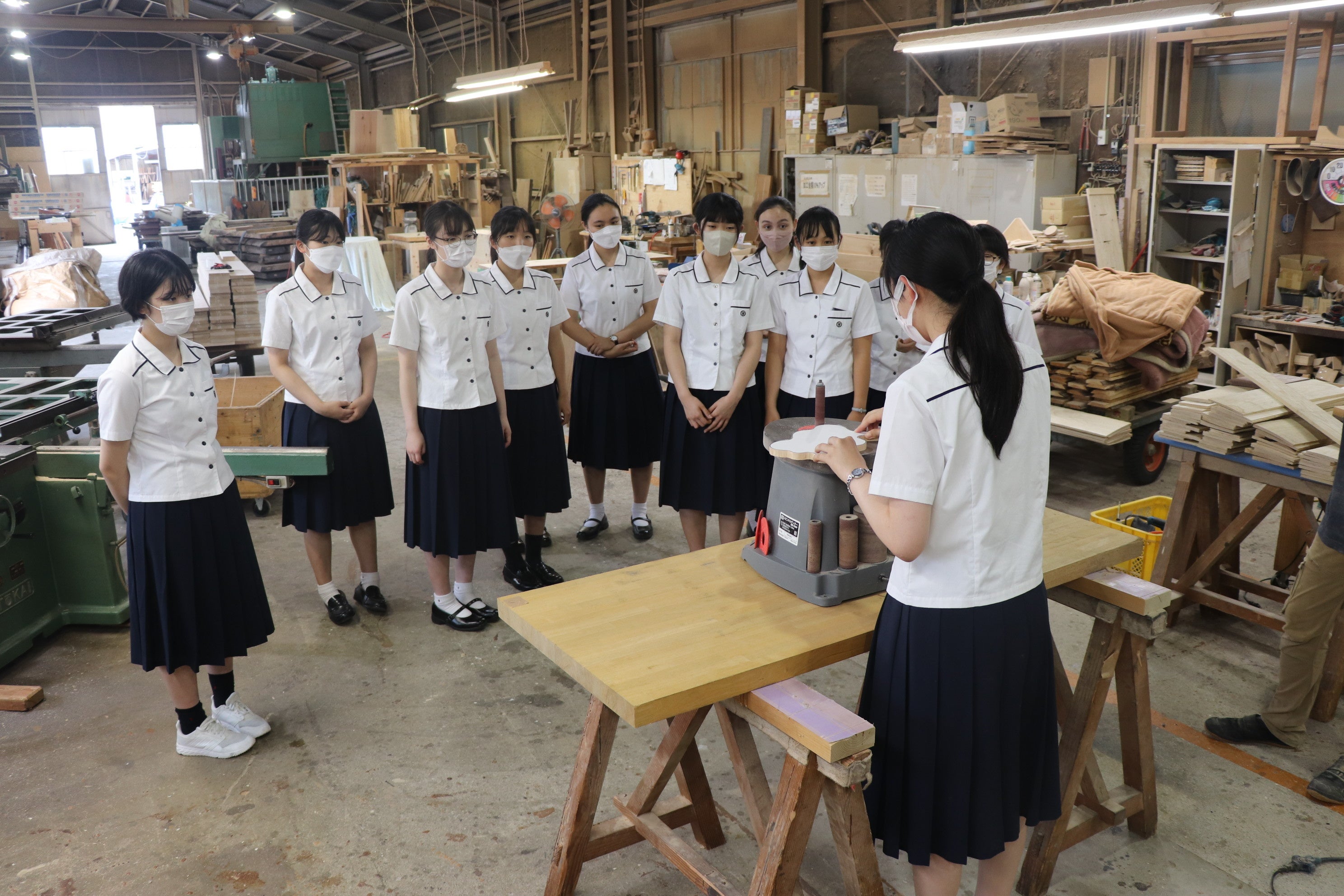 地元高校と無垢材・端材を題材にしたSDGsインターンシップの実施