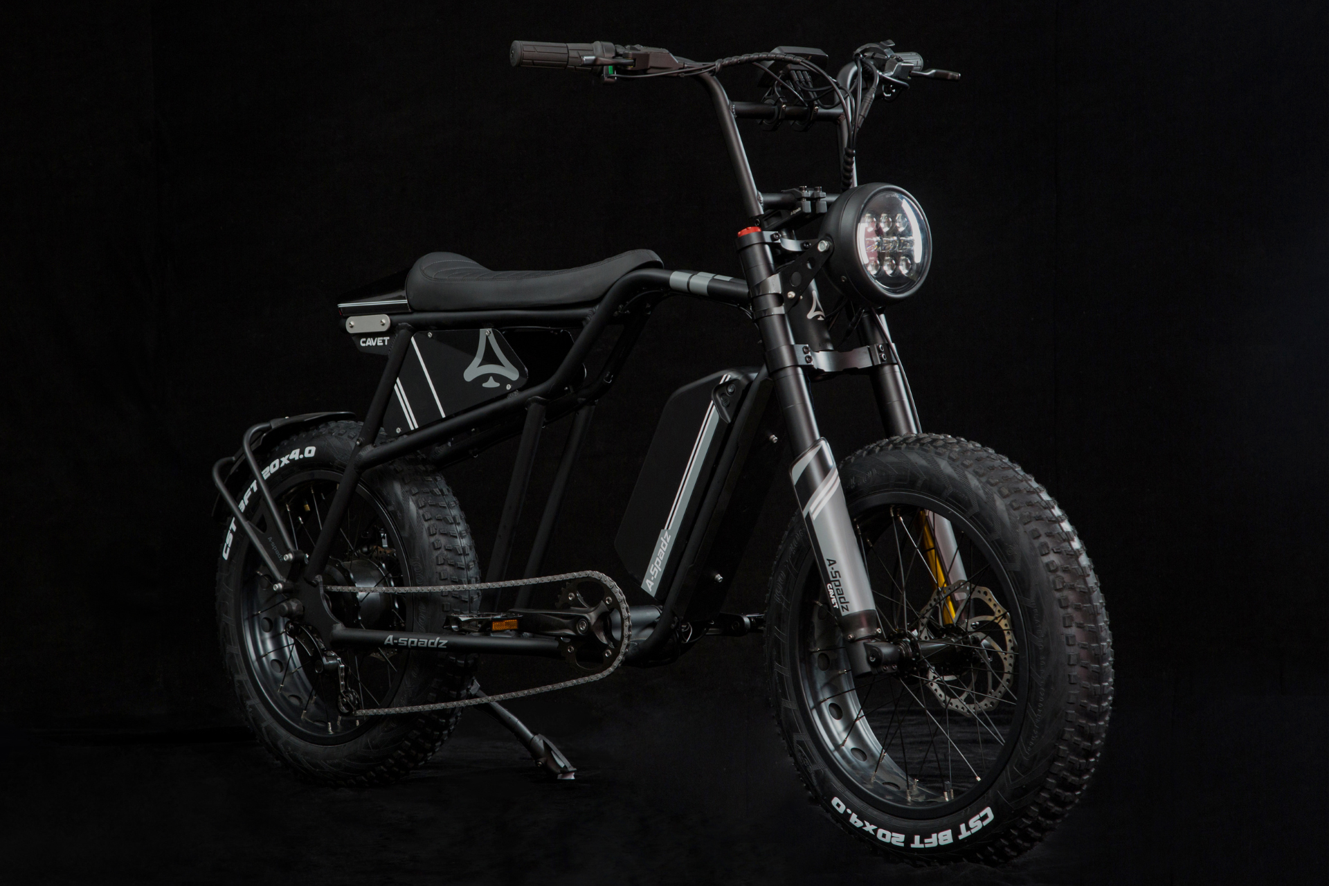 廃盤　正規品　 CAVET 電動自転車 廃盤 正規品 CAVET 電動自転車