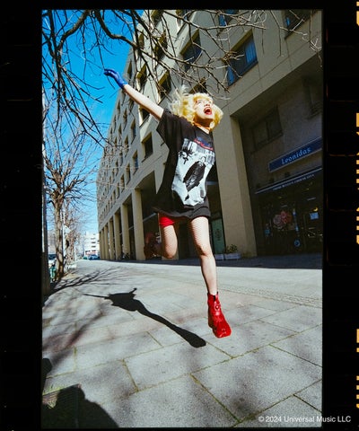 70〜90年代の日本カルチャーを再現!サディスティック・ミカ・バンドTシャツコレクション、ZOZOVILLAで限定販売 70〜90年代の日本カルチャーを再現!サディスティック・ミカ・バンドTシャツコレクション、ZOZOVILLAで限定販売