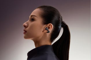 Shokz初のイヤーカフ型イヤホン「OpenDots ONE」2025年3月18日(火 Shokz初のイヤーカフ型イヤホン「OpenDots ONE」2025年3月18日(火