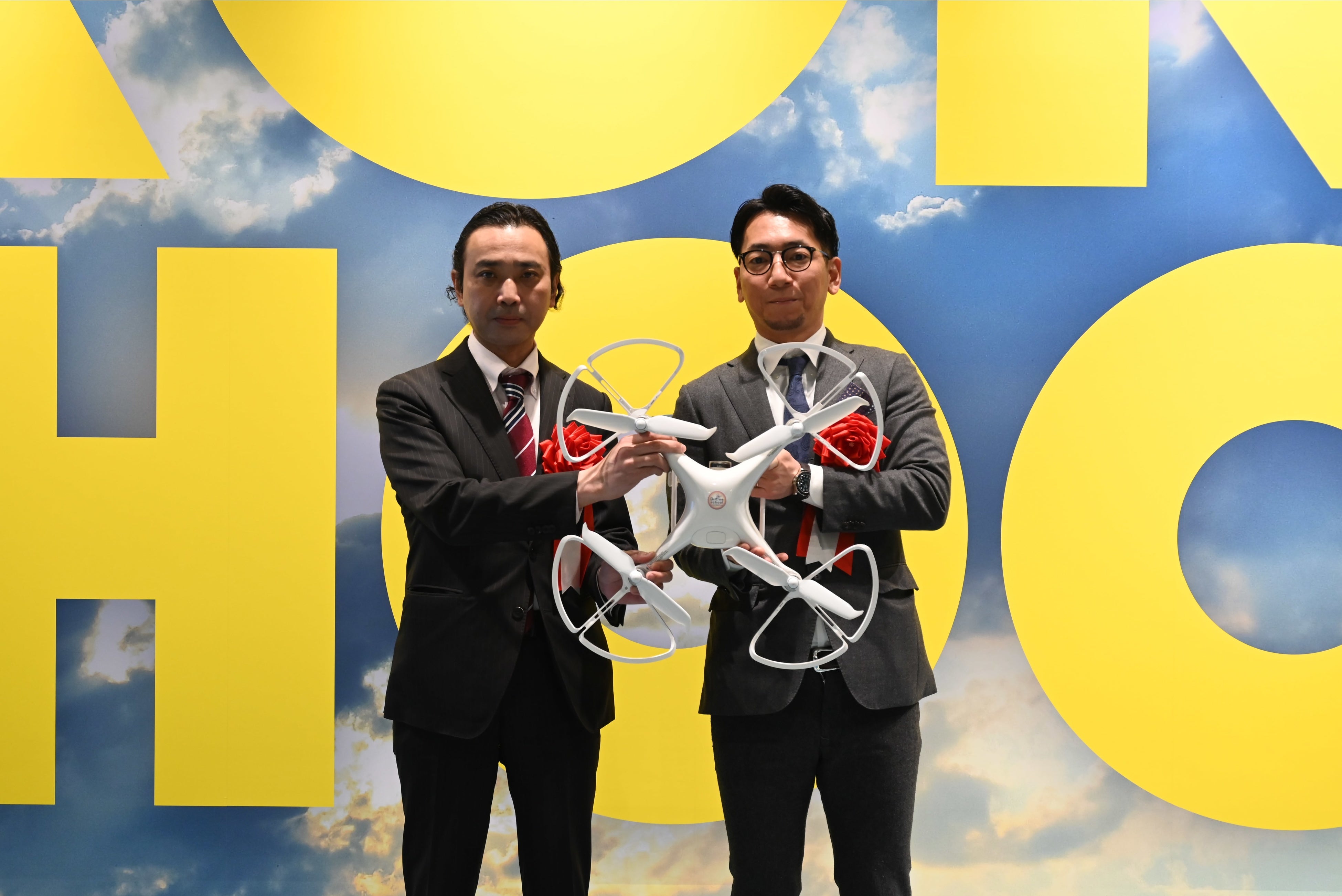 ハミングバード代表の鈴木様と住まいあんしん俱楽部代表の後藤