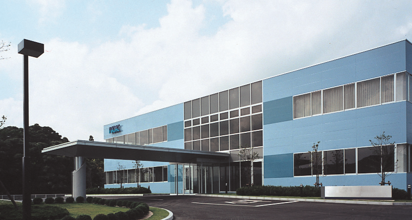 NOK鳥取事業場外観。電気自動車向け製品を製造するための設備を増設し、生産体制を強化