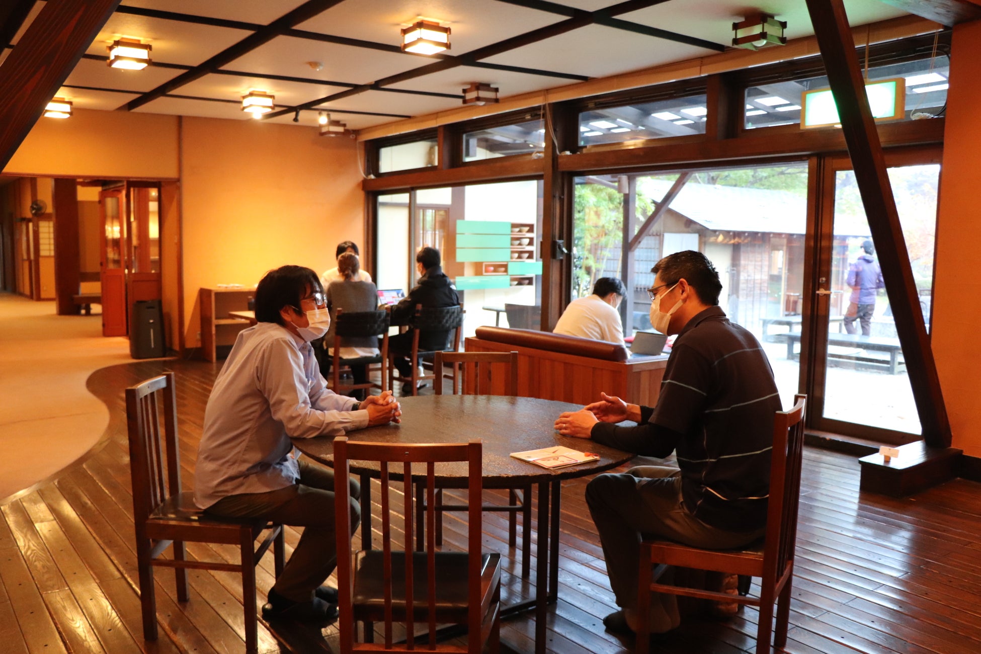 テレワーク風景