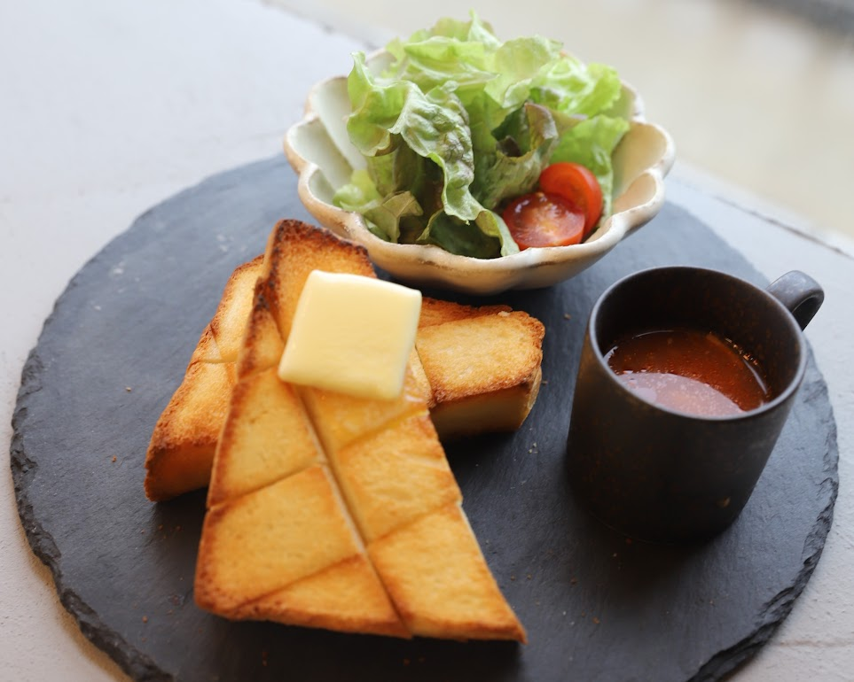 トーストプレートモーニング　￥600