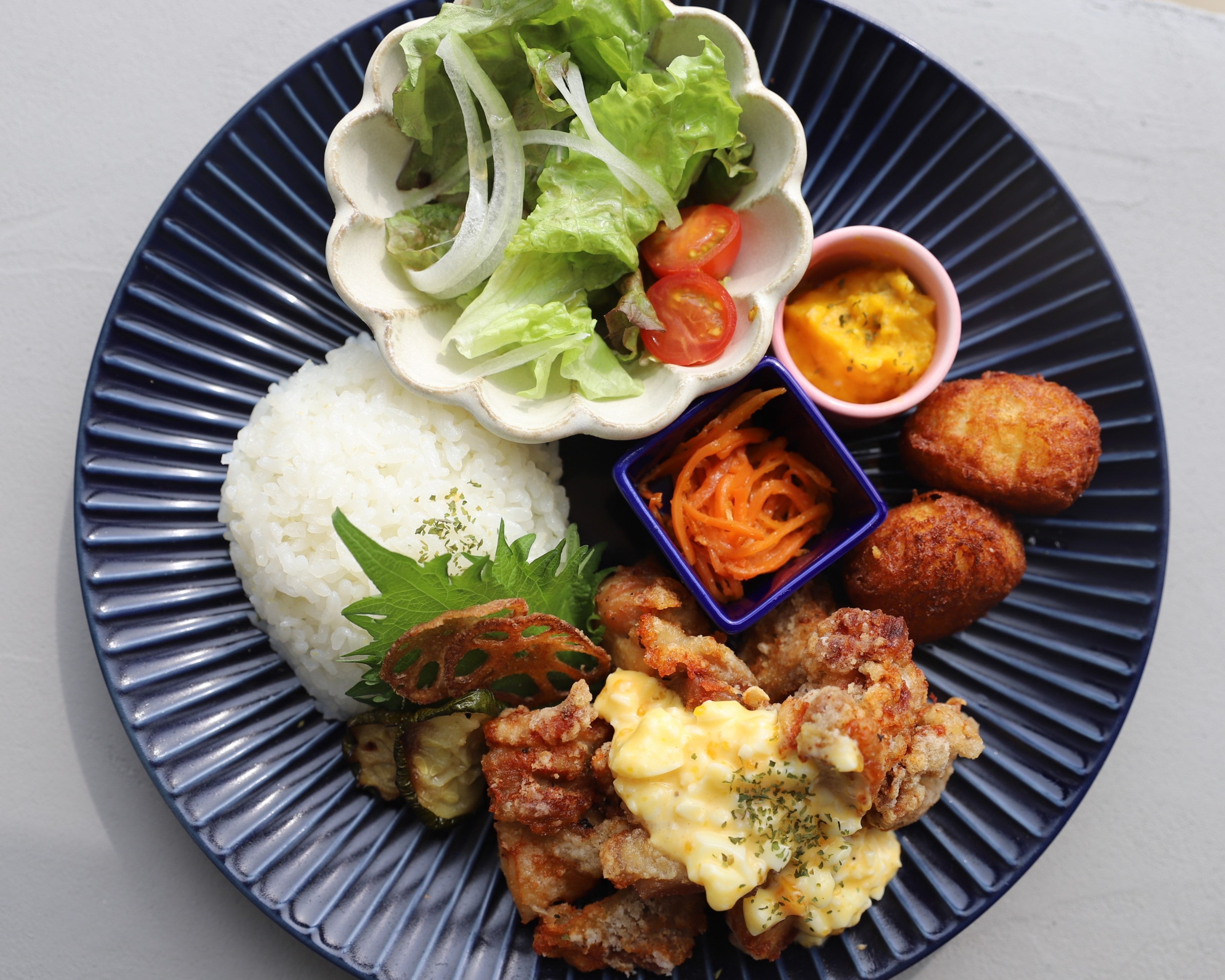 国産鶏のジューシーチキン南蛮　￥1,500