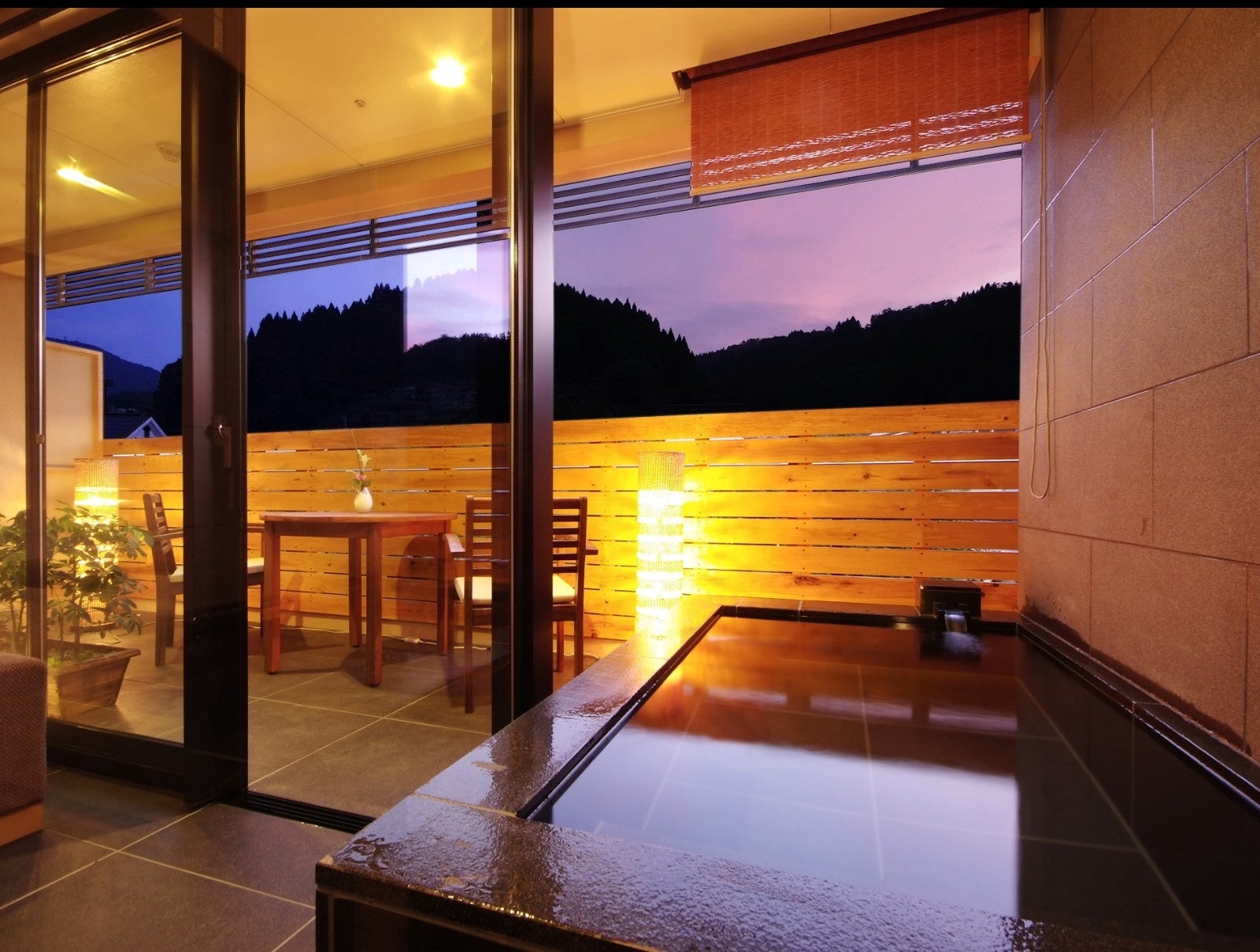 温泉露天風呂付き客室スーペリア