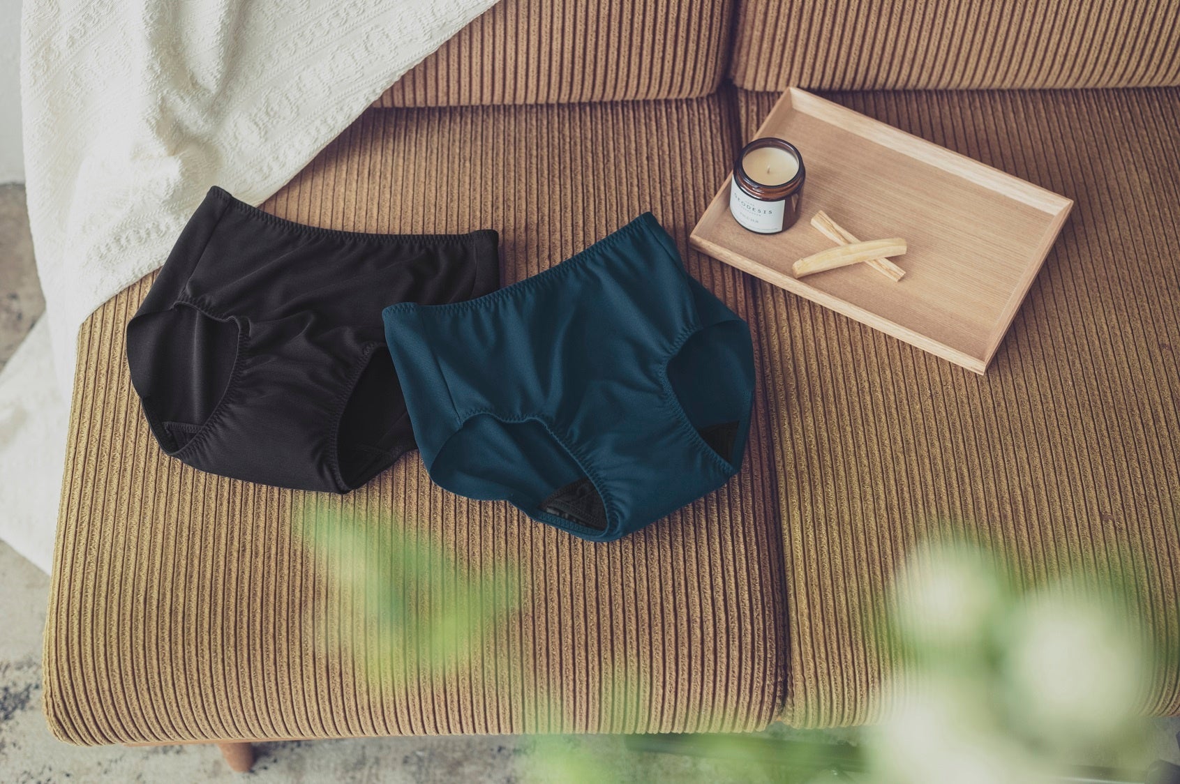 ウイング　吸水サニタリーショーツ（EC7500）