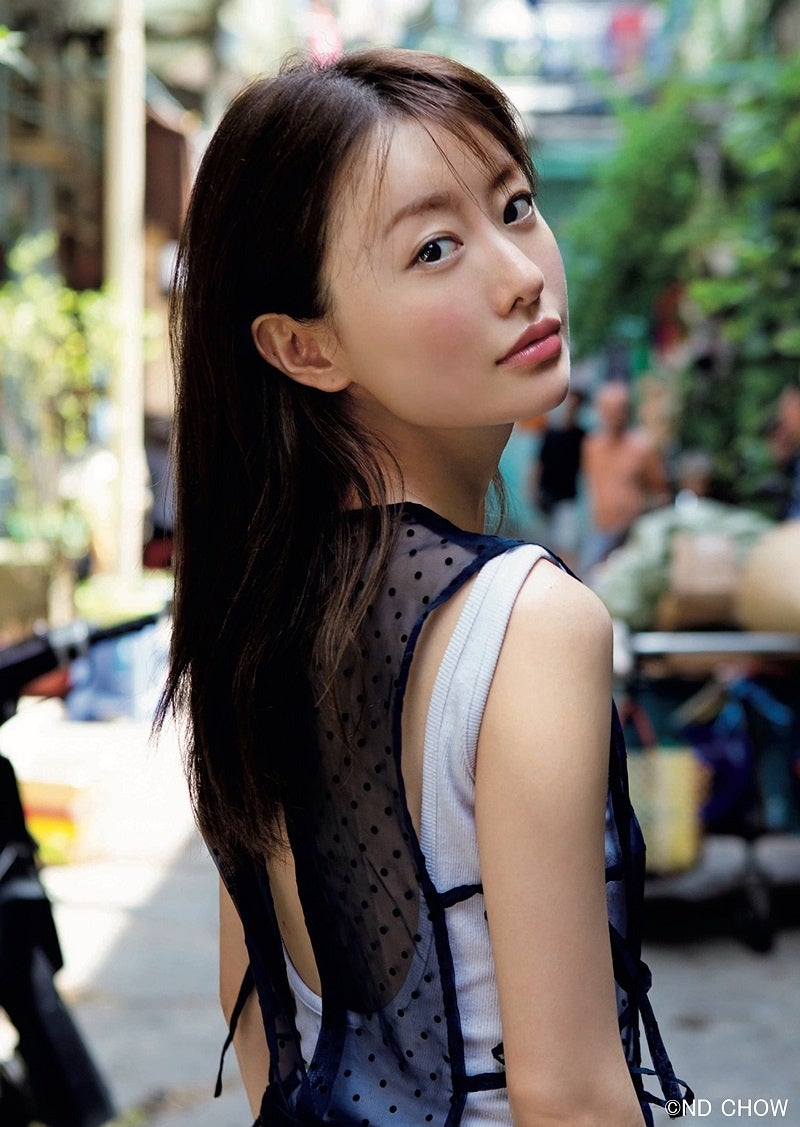 新品タグ付き　ハグするブラ　赤 ブラジャーショーツセット　松本まりか着用 ホッピー様専用松本まりか着用ハグするブラ ブラジャーC75