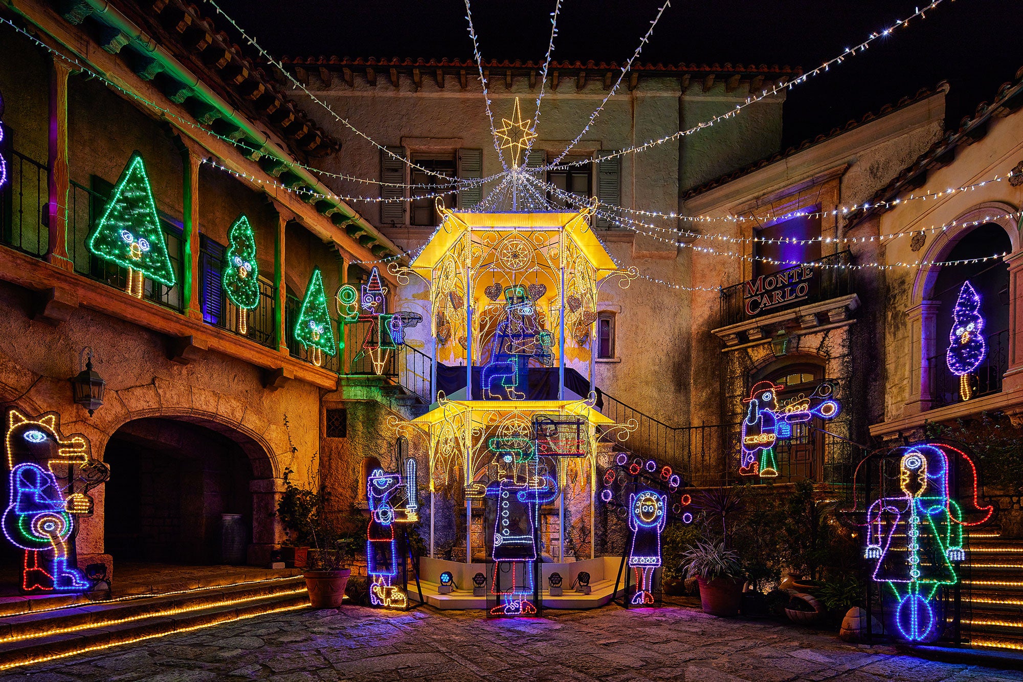 光と音のイルミネーションライトパレード