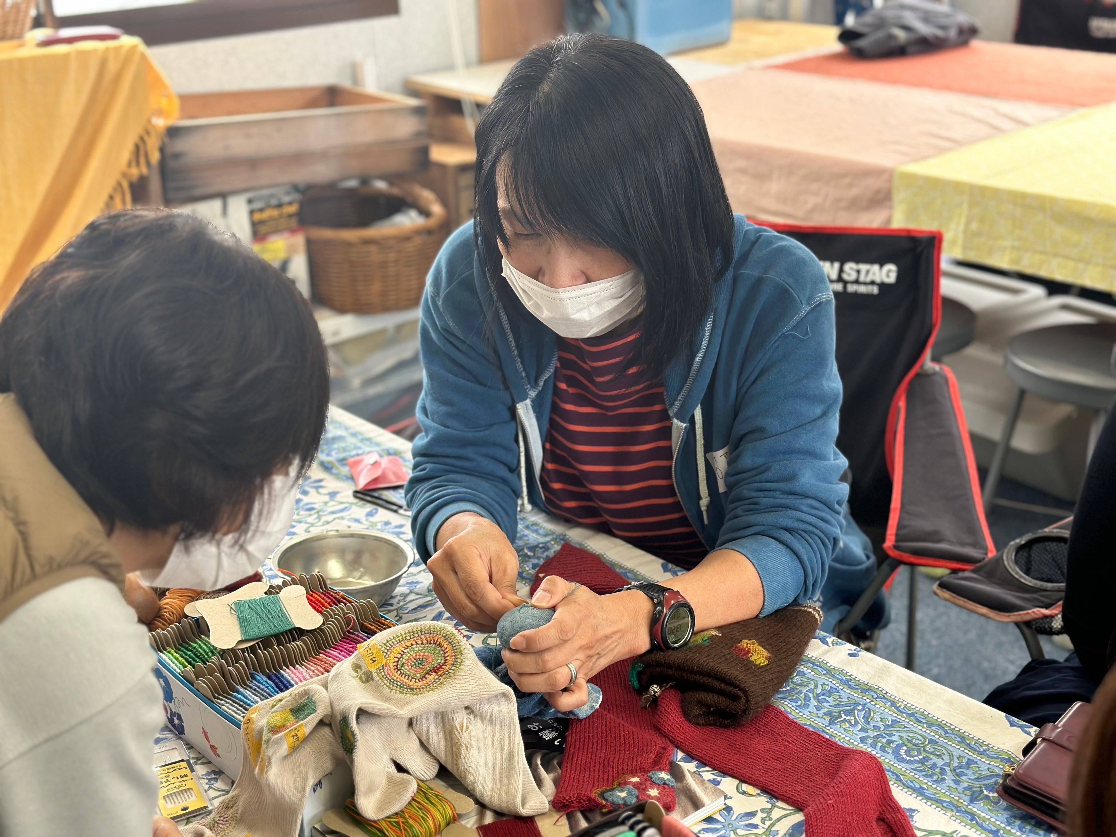 まちの先生企画で繕い物教室も開催