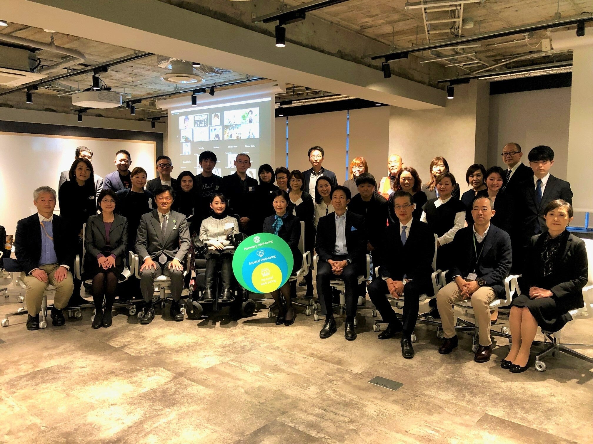 贈呈式の様子（１）