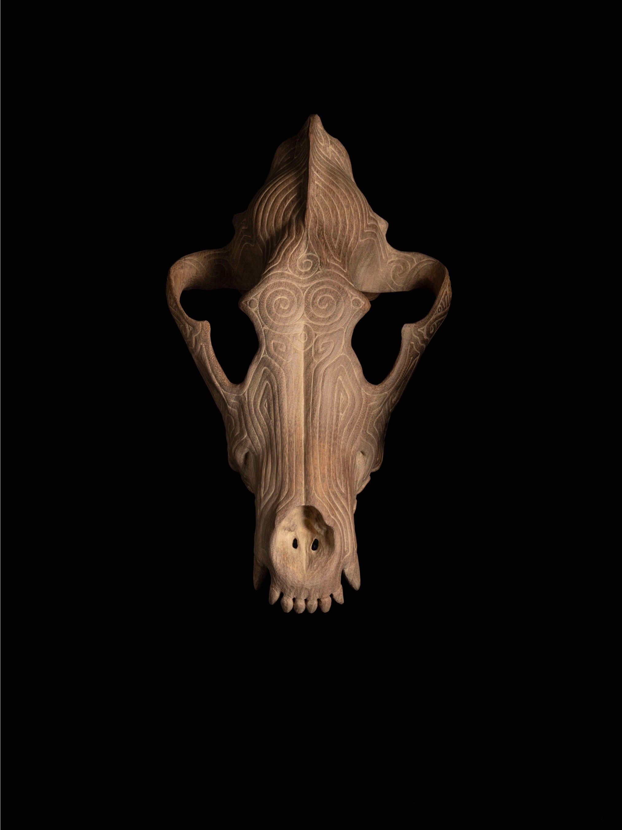 ［夢工房 ーYUMEKOUBOUー］ 加藤　巍山｜Gizan Katoh, 道標｜Indicate, 楠, 16.5×28.5×10 cm, 2023