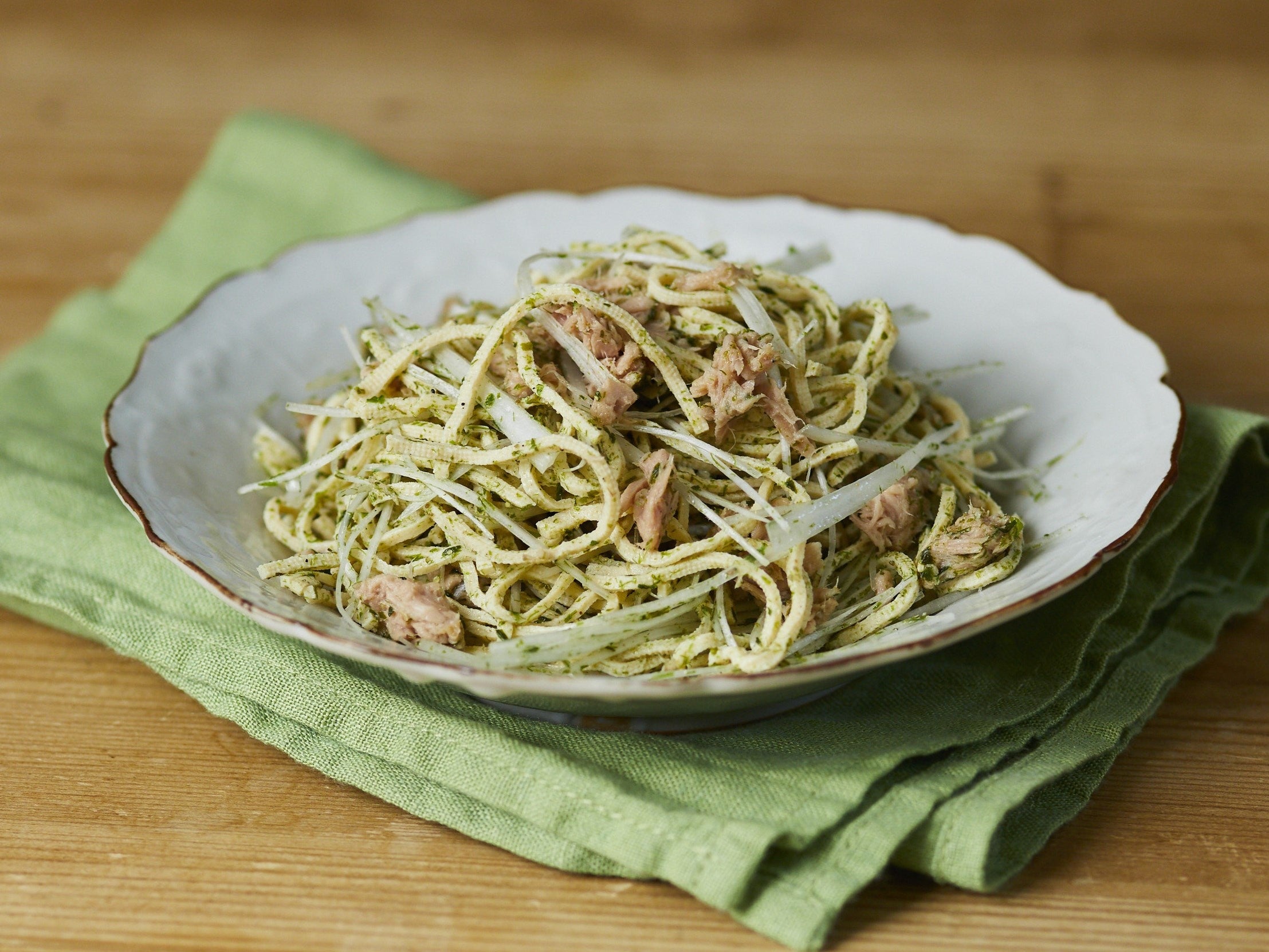 ツナの⻘のり⼭椒あえ