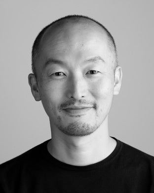 プロダクトデザイナー_鈴木 元