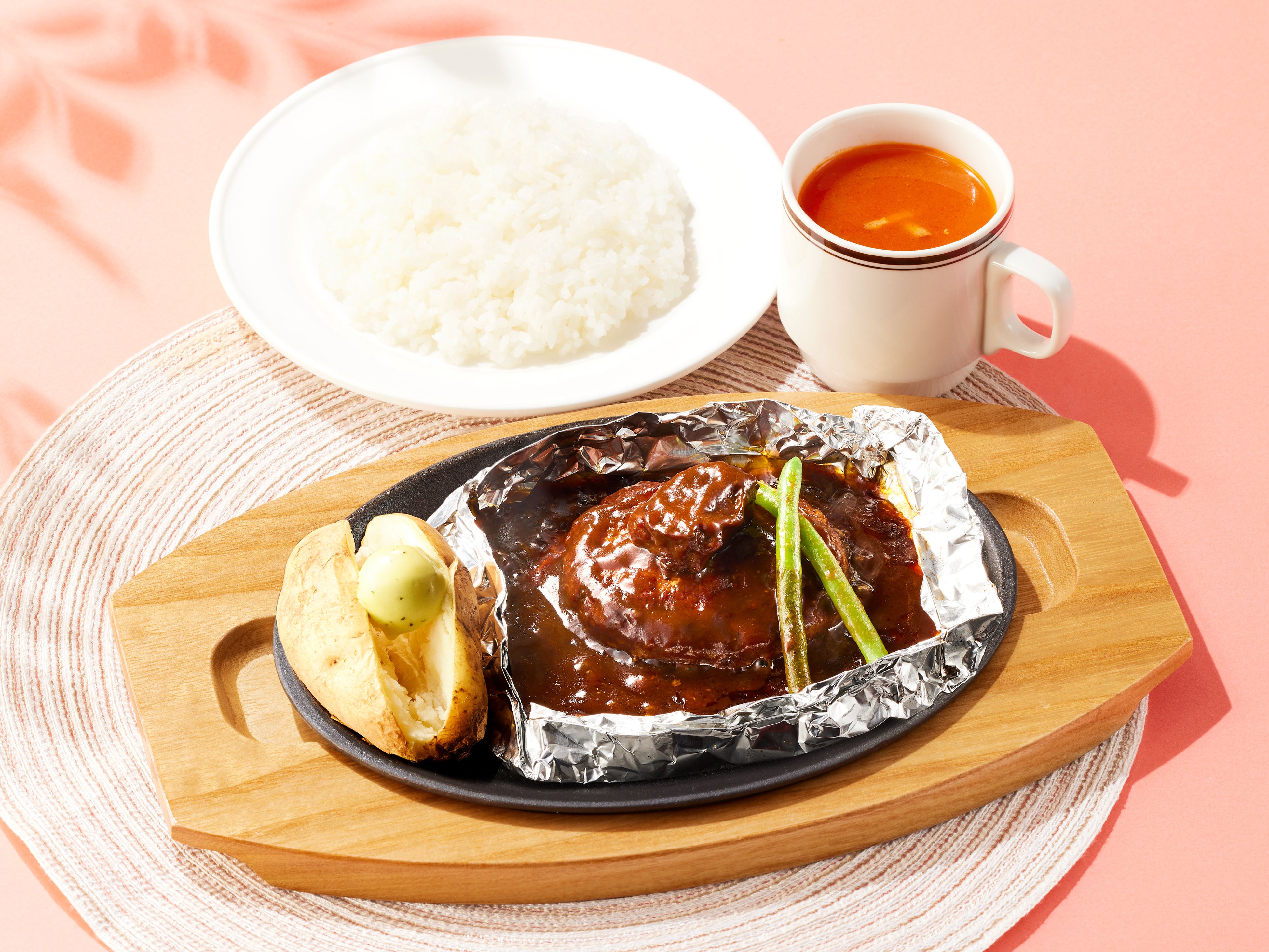 ココス】ココスの平日限定ランチは690円（税込759円）からご提供！夏は