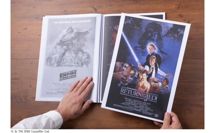 スター・ウォーズ』全映画&人気ドラマの大判ポスター28枚収録 スター・ウォーズ』全映画&人気ドラマの大判ポスター28枚収録