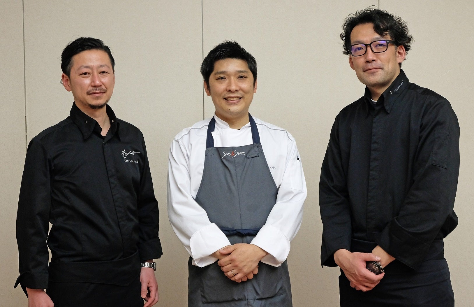 左から「アルジェント」料理長の鈴木、「サンス・エ・サヴール」料理長の鴨田、「代官山ASO チェレステ 日本橋店」料理長の菊池。
