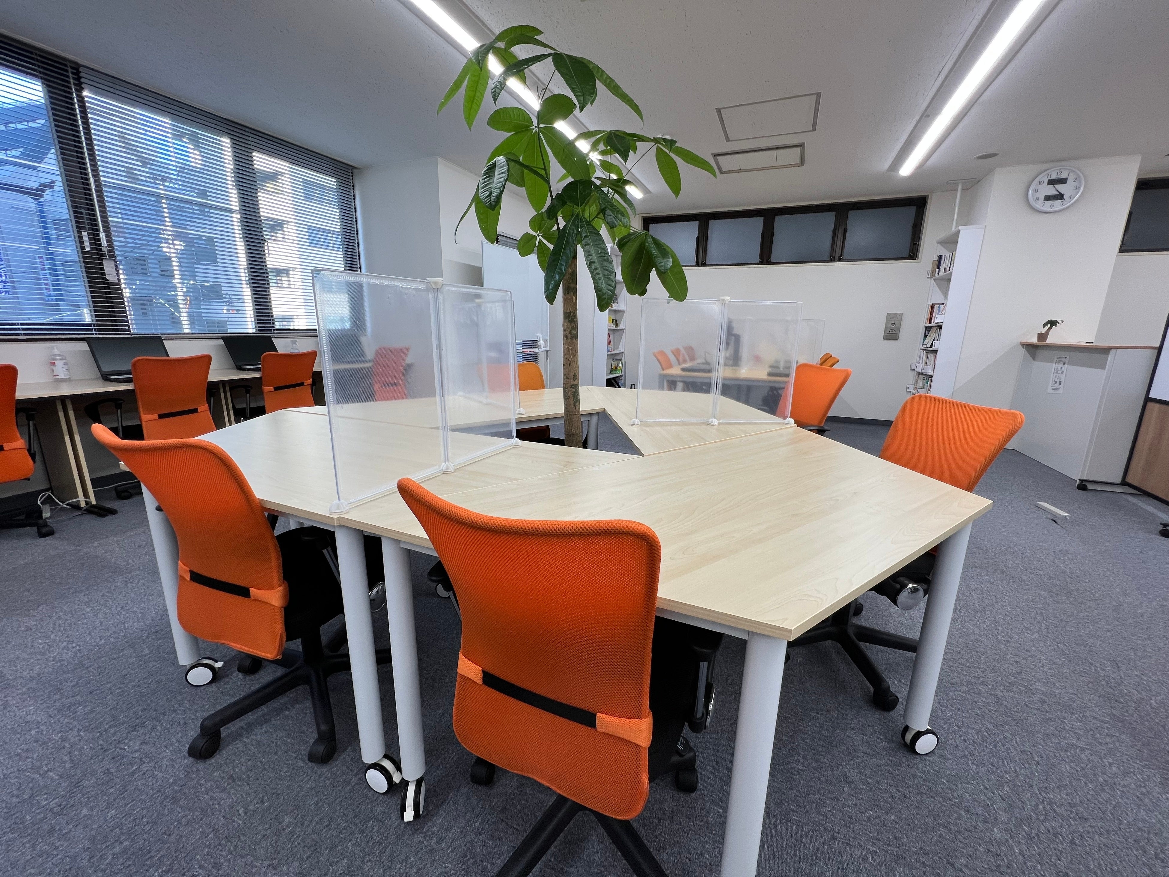 緑のある事業所内