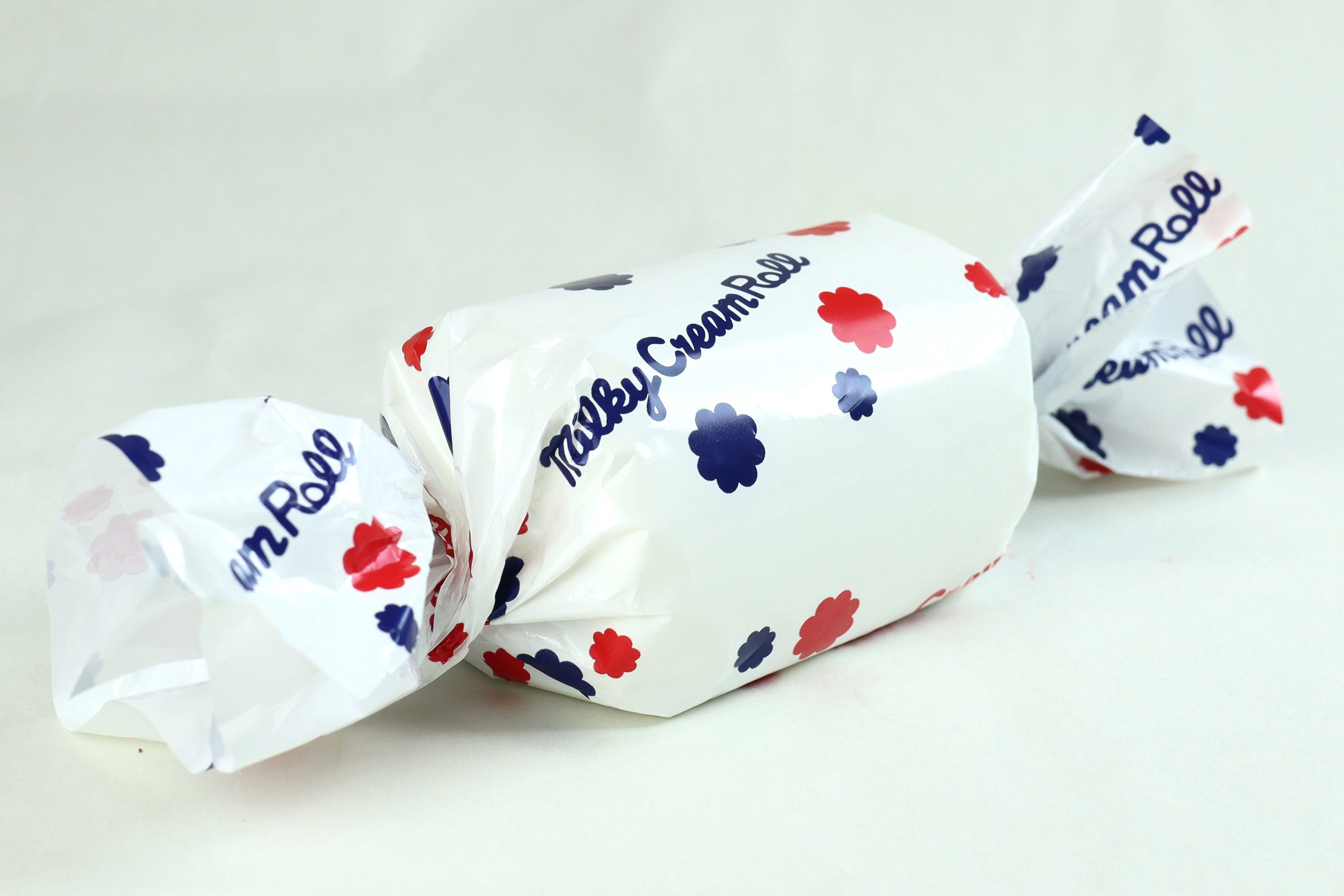 ミニミルキークリームロール