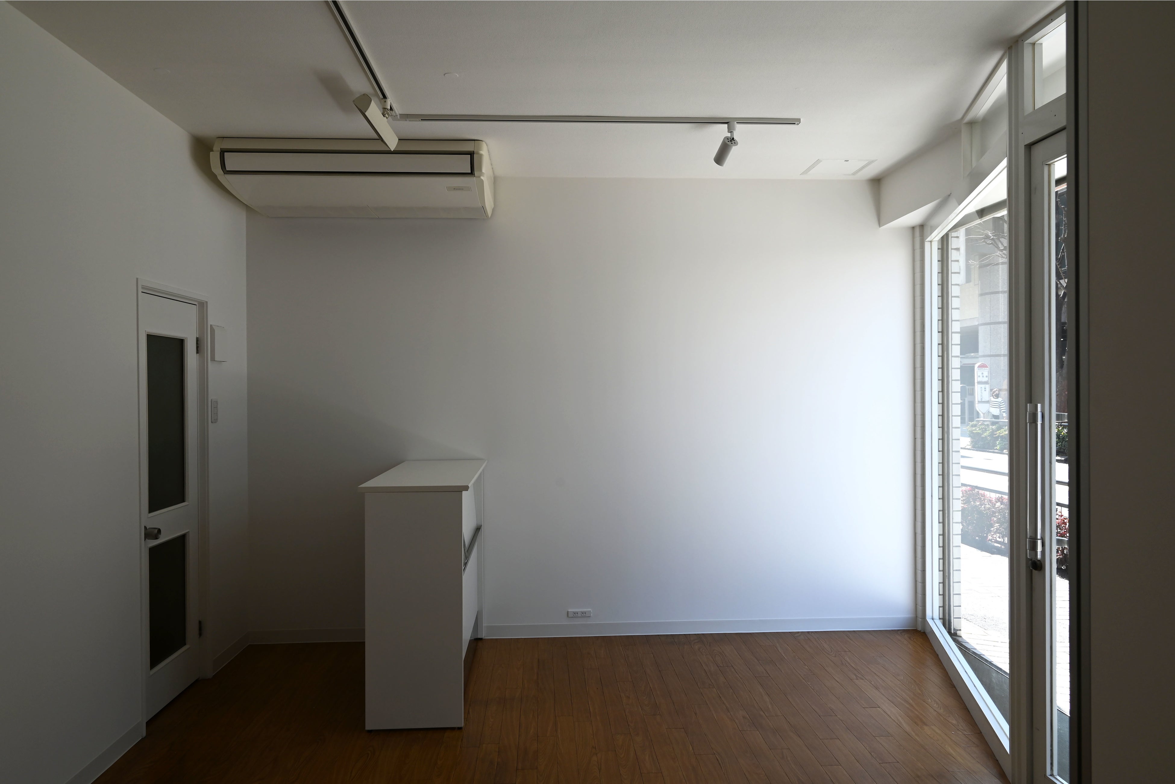 下北沢アーツ内観_1