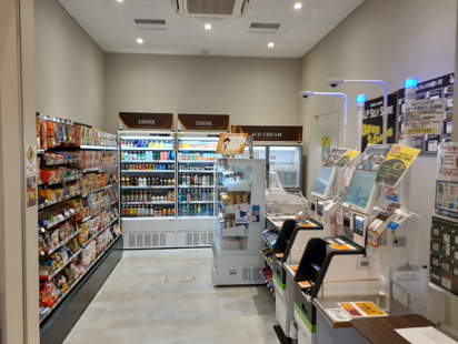 一部店舗では、社員証で決済ができ、給与から天引きされる便利な仕組みも導入。