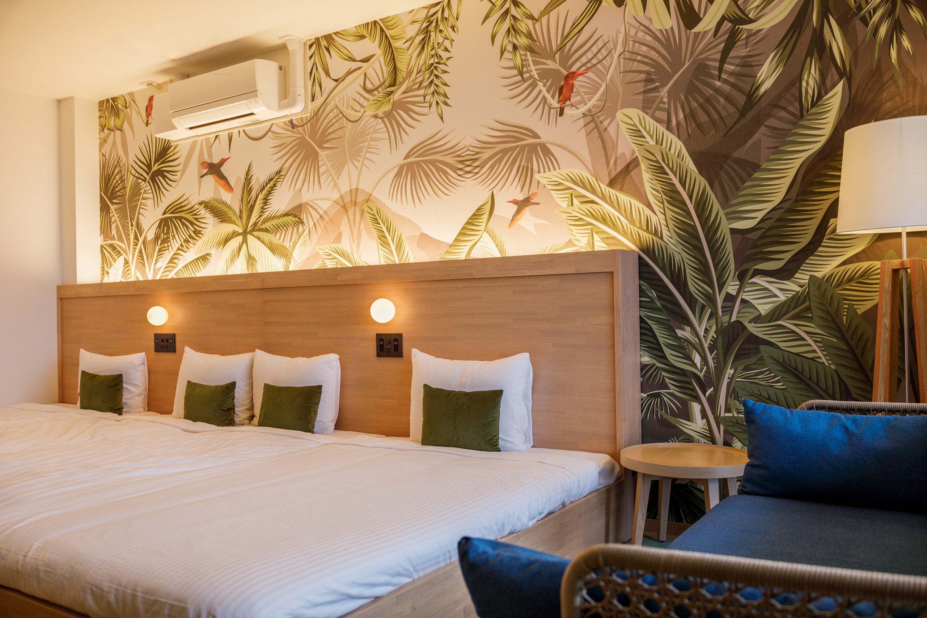 コーナーデラックスルーム_ベッドルーム