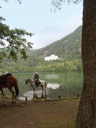 バジリカータ州内乗馬ツアー例 ©APT Basilicata