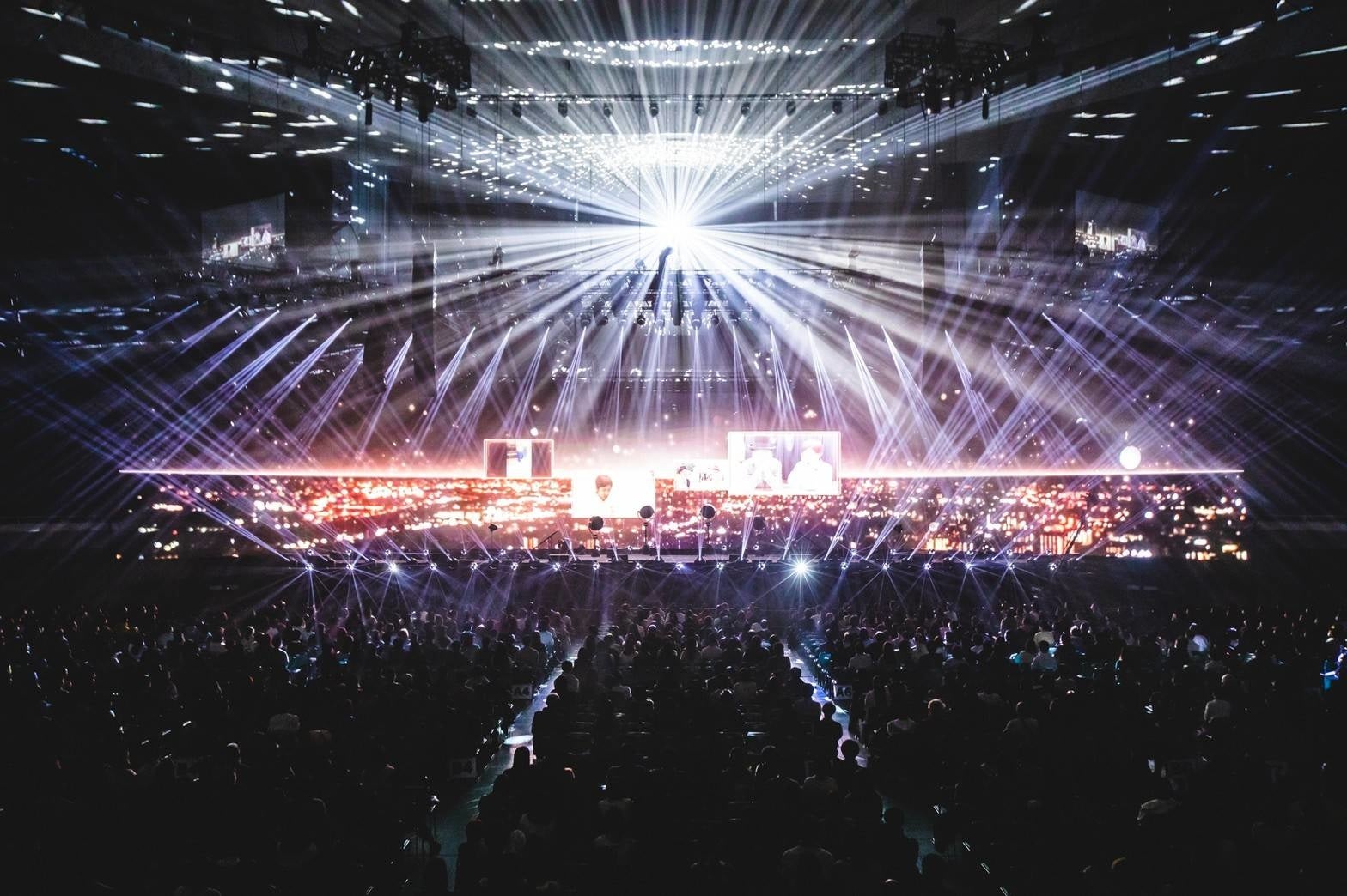 photo by @cazrowAoki