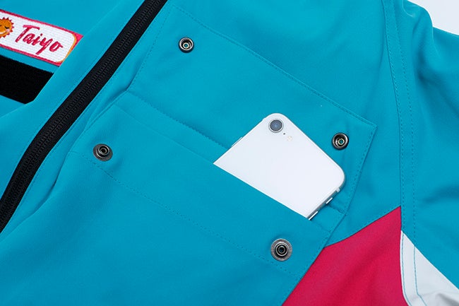 大容量胸ポケット