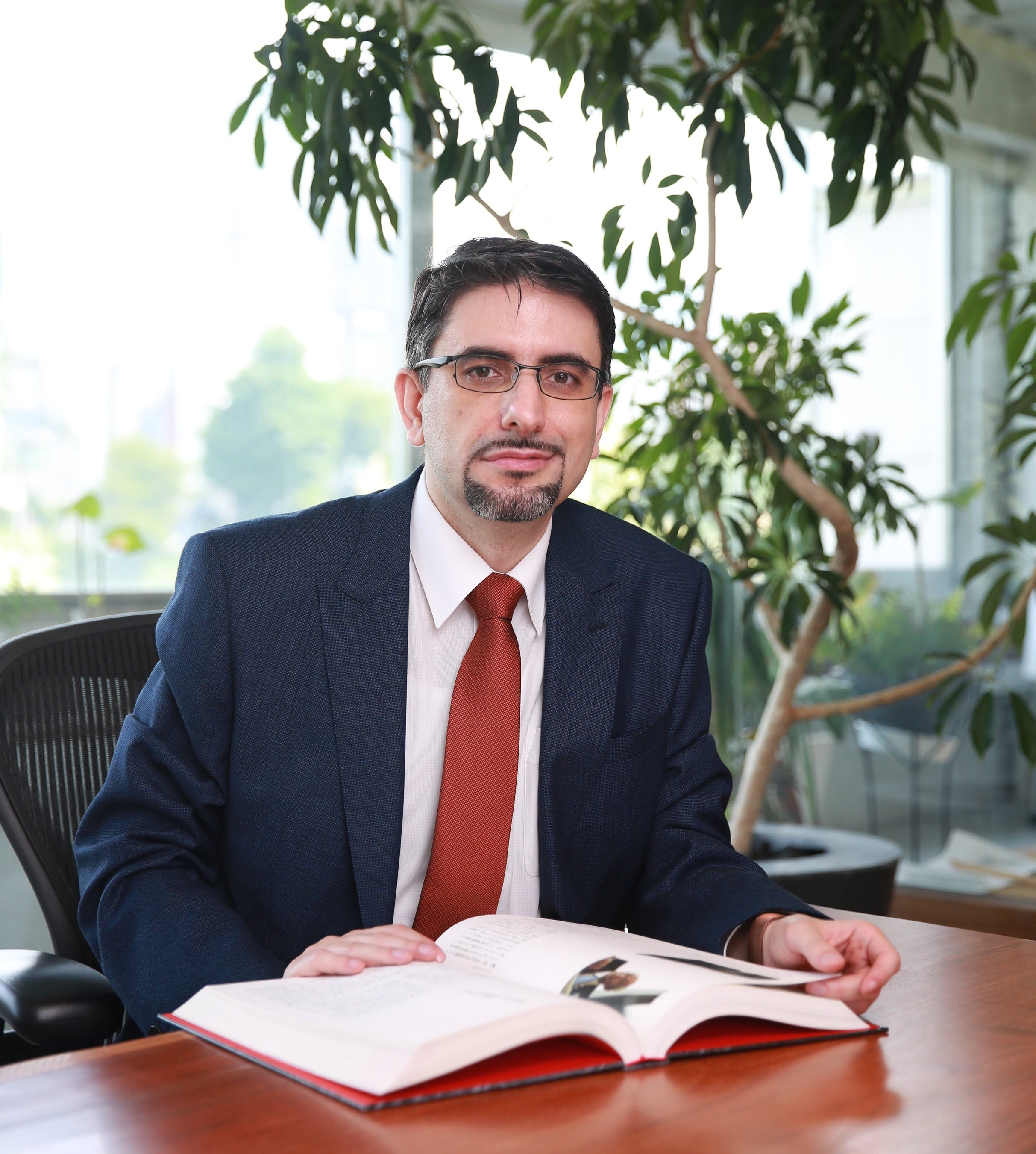 複眼経済塾　エミン・ユルマズ塾頭