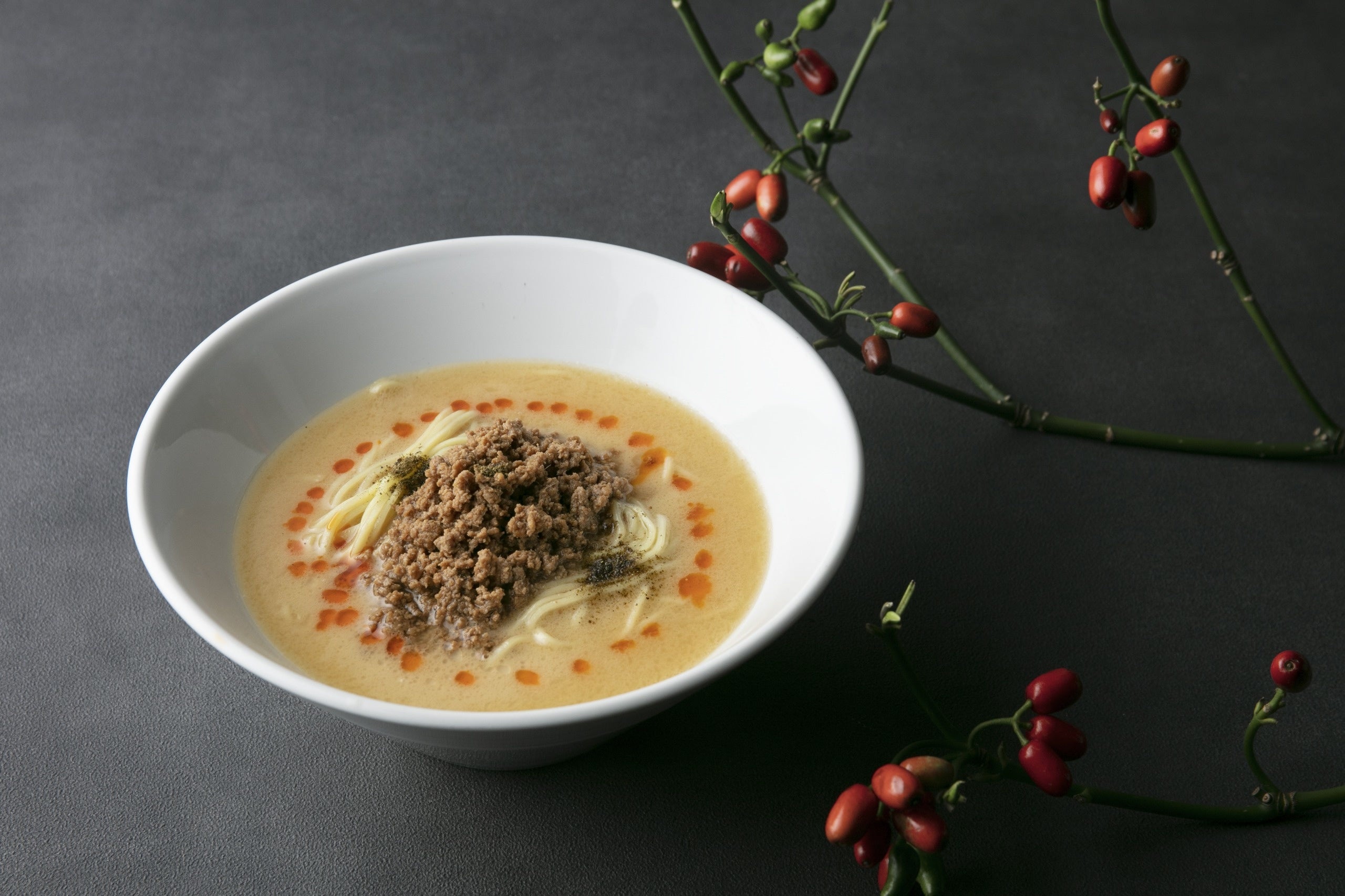 2022年6月10日より好評販売中