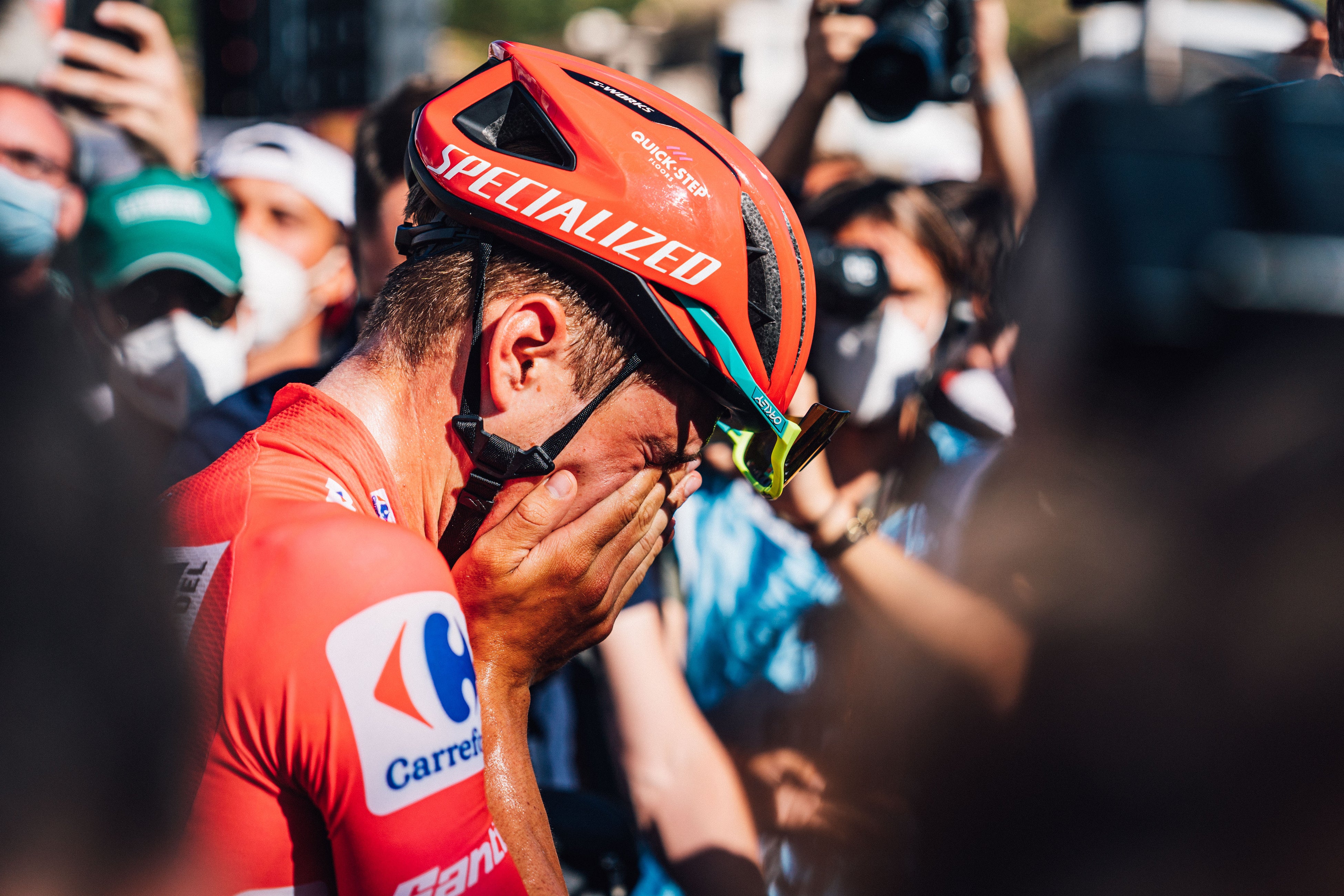 若干22歳のレムコは、総合優勝と同時に新人賞も獲得した