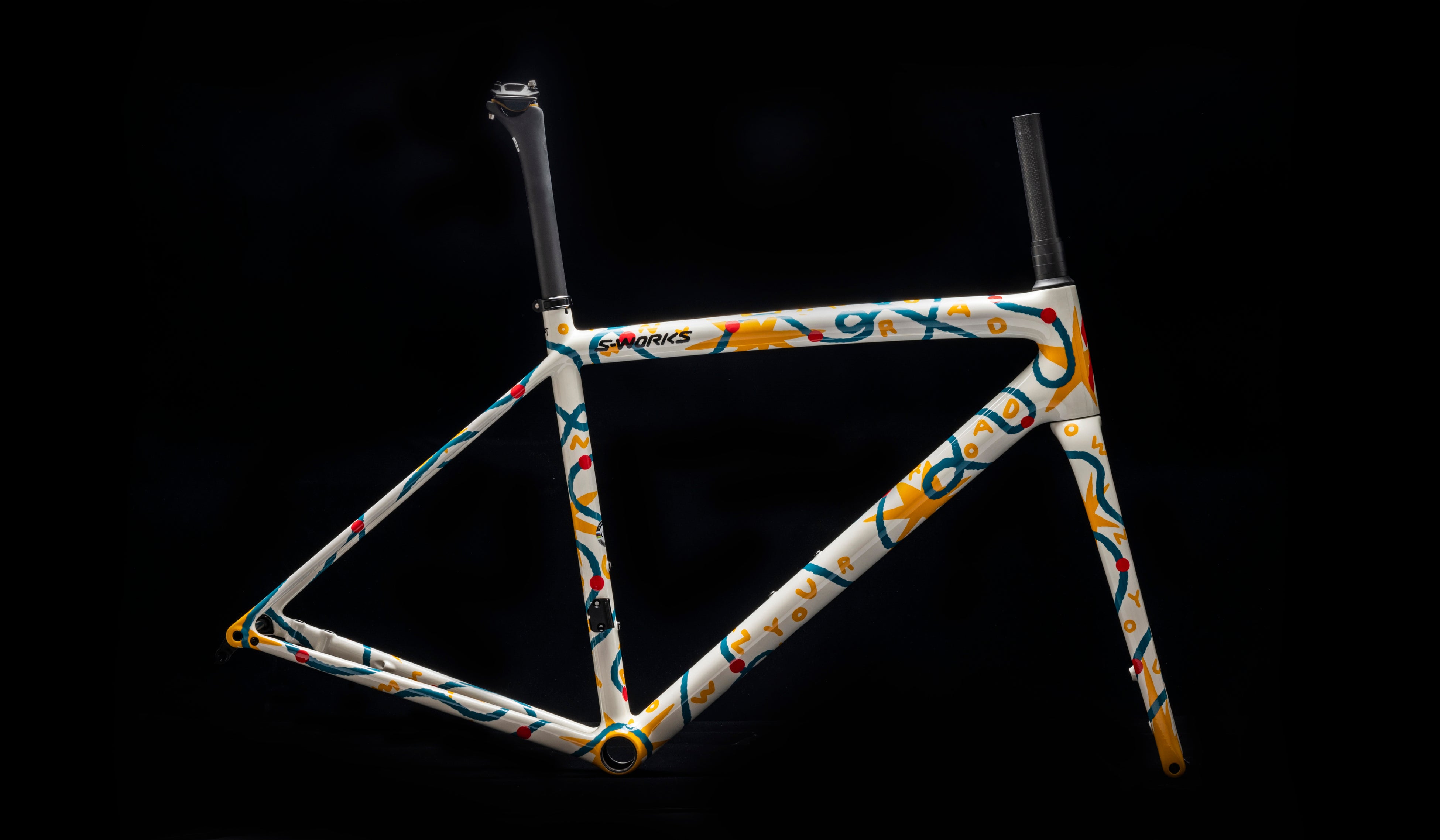 世界に一台Specialized リペイントフレーム 国内外のアーティストがペイントした世界にたった一つのAethos