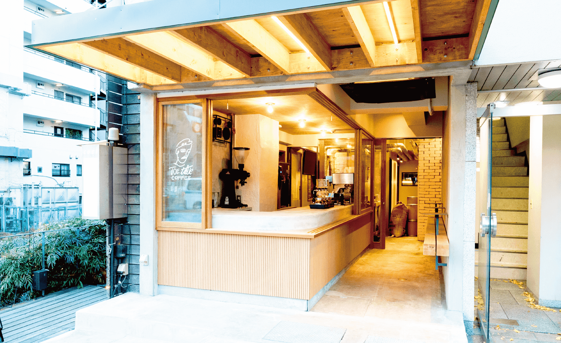 今回のイベント会場のJOE TALK COFFEE店頭