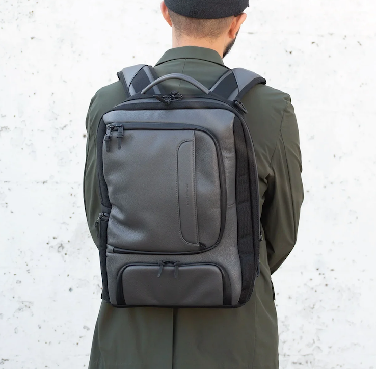 BROSKIからおすすめする“防水本革”の通勤バッグ6選 | 株式会社マニ