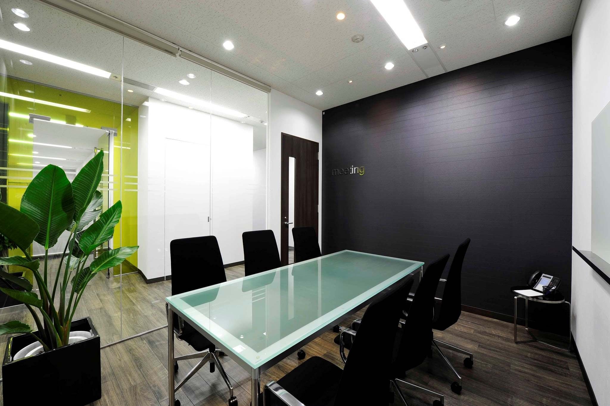 神戸オフィスのお客様との打ち合わせスペース