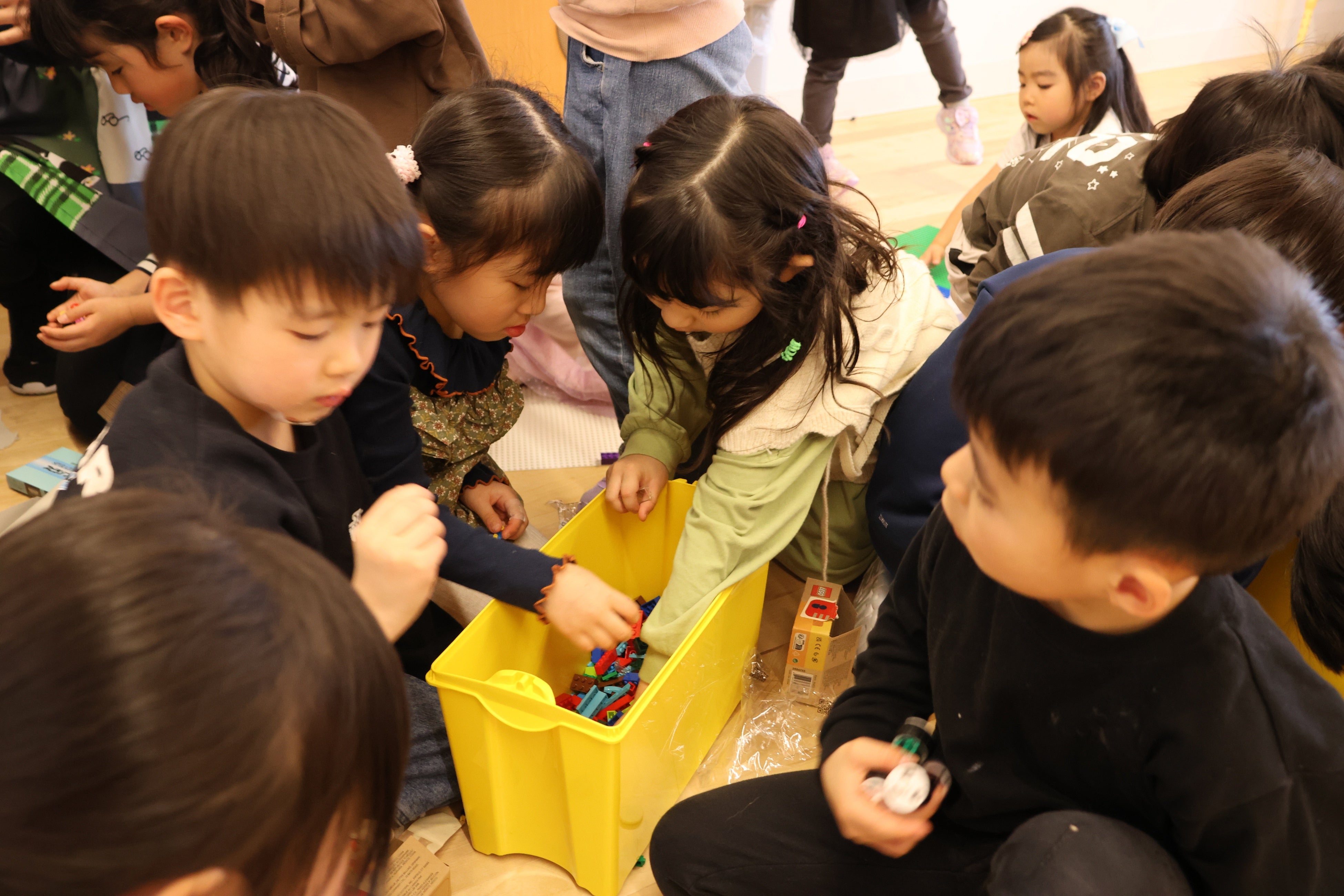レゴブロックを北海道上川町立認定こども園に寄付