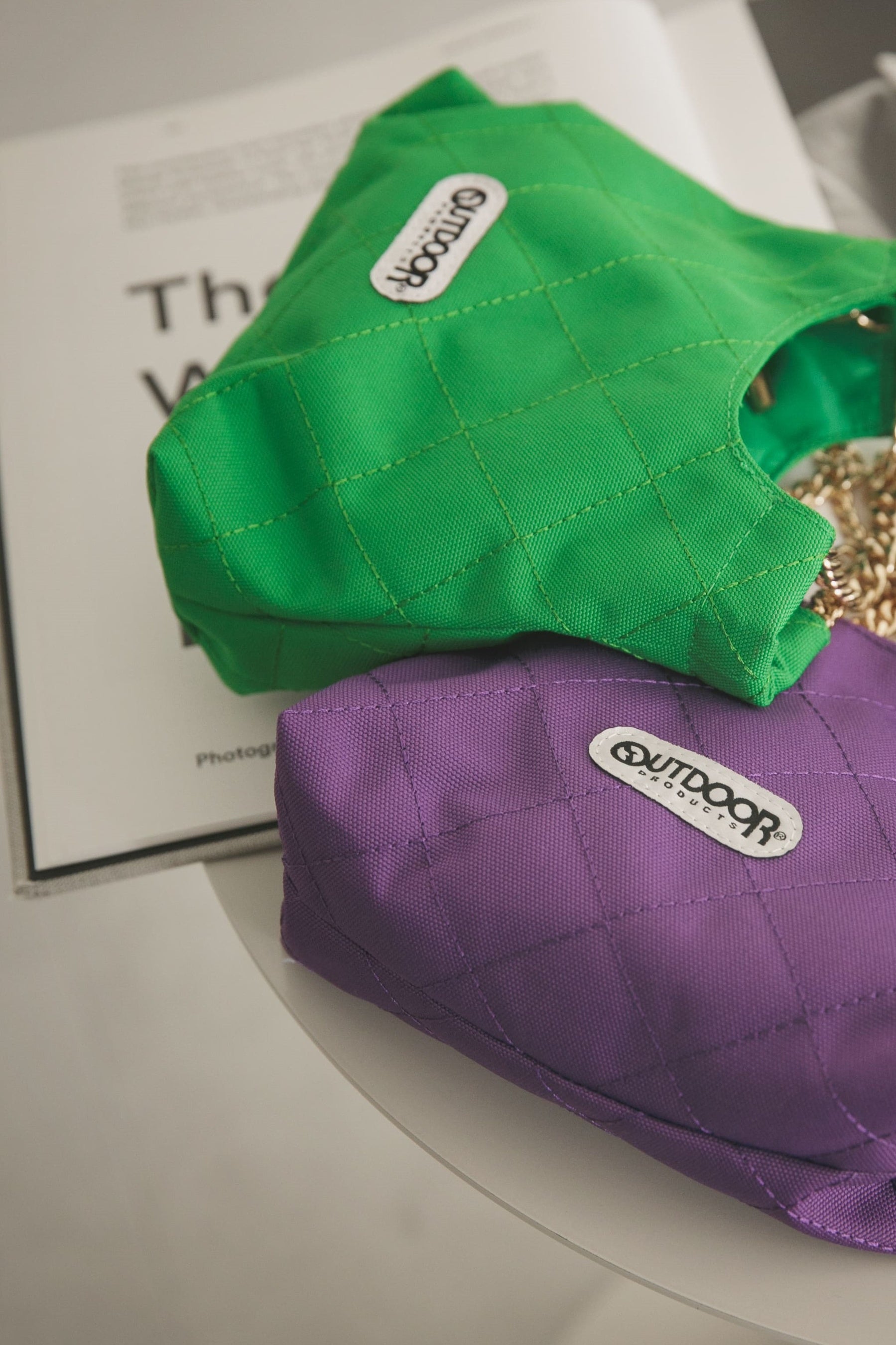 ￥9,900 ブラック、パープル、グリーン