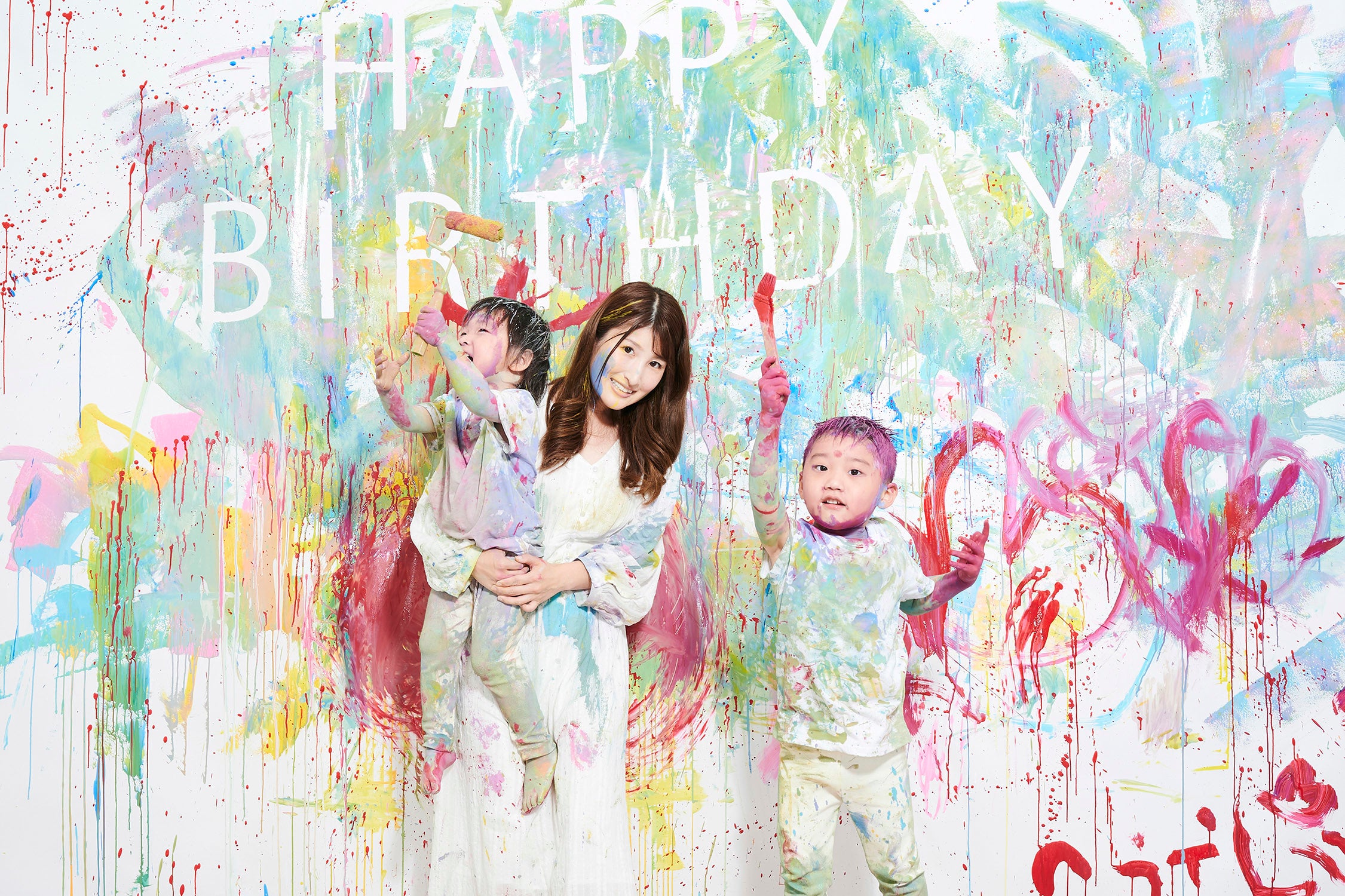 白抜きメッセージでサプライズ