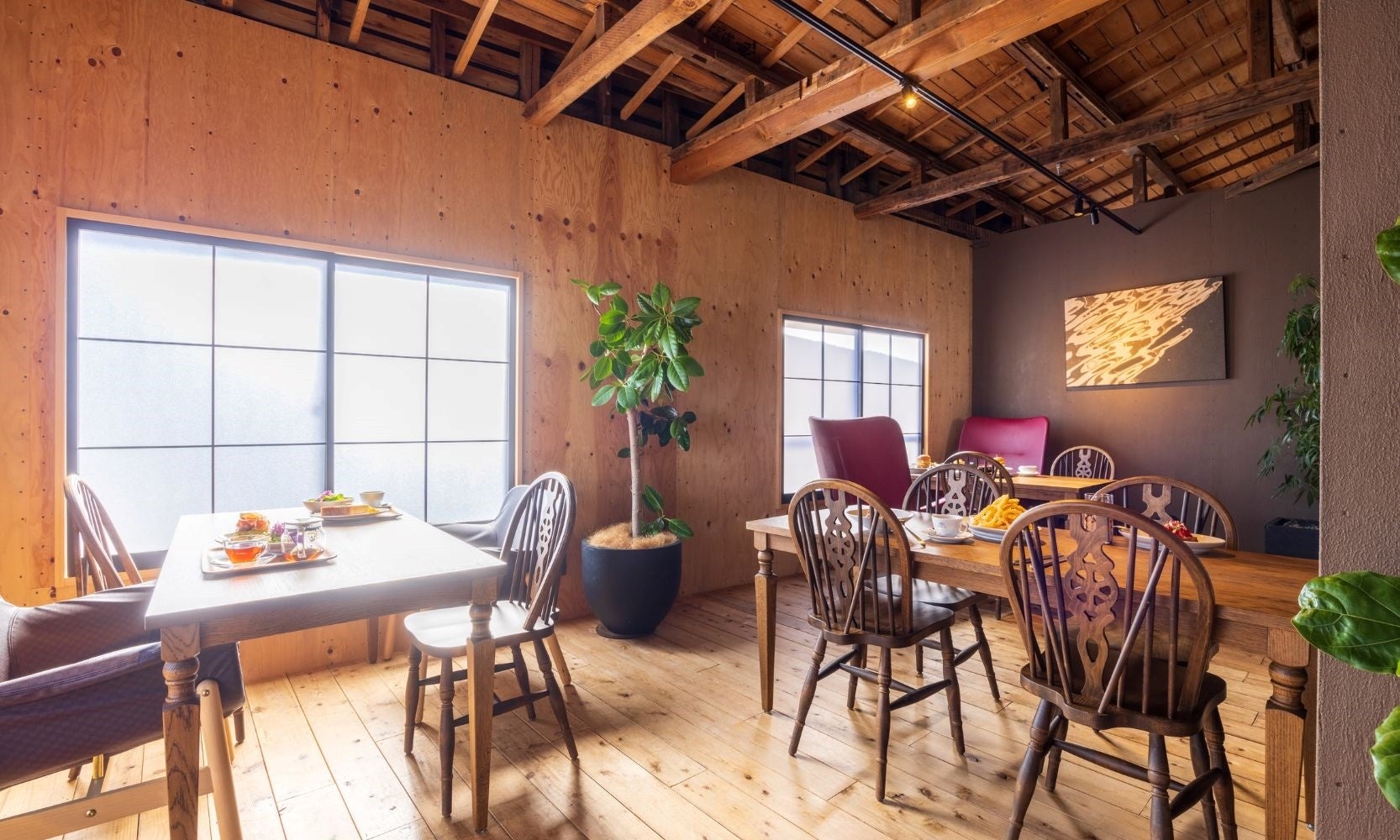 LüDERA（ルデラ）店内イメージ