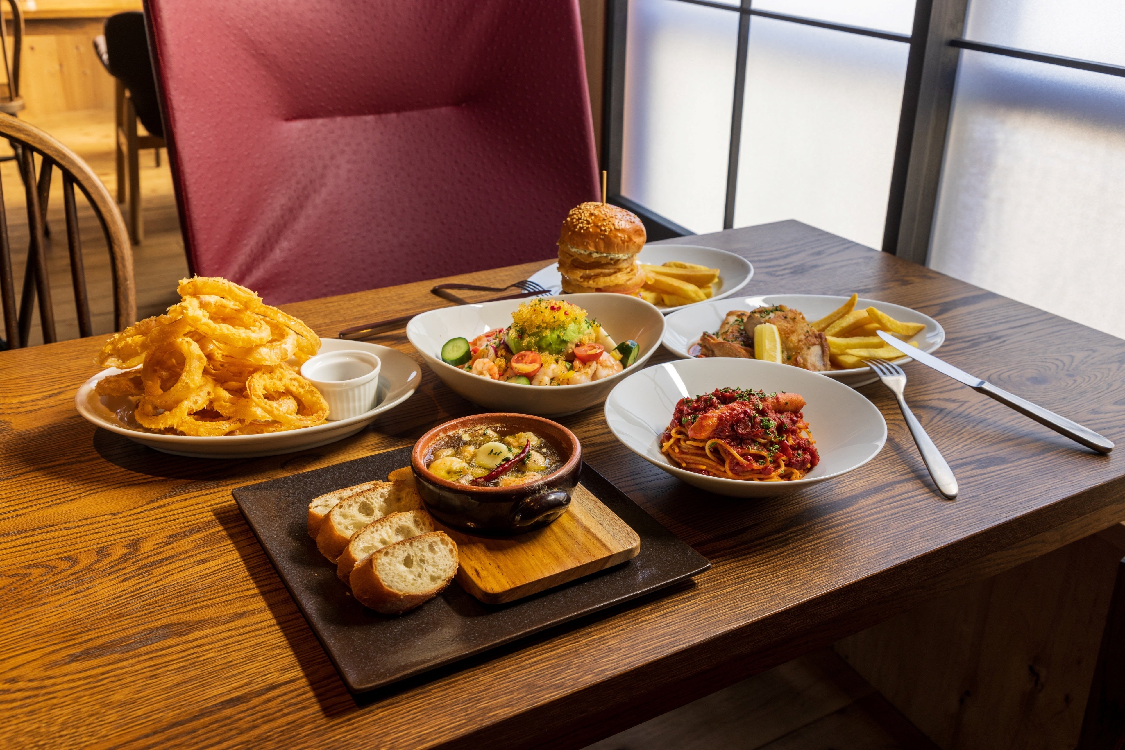 多国籍フードを提供