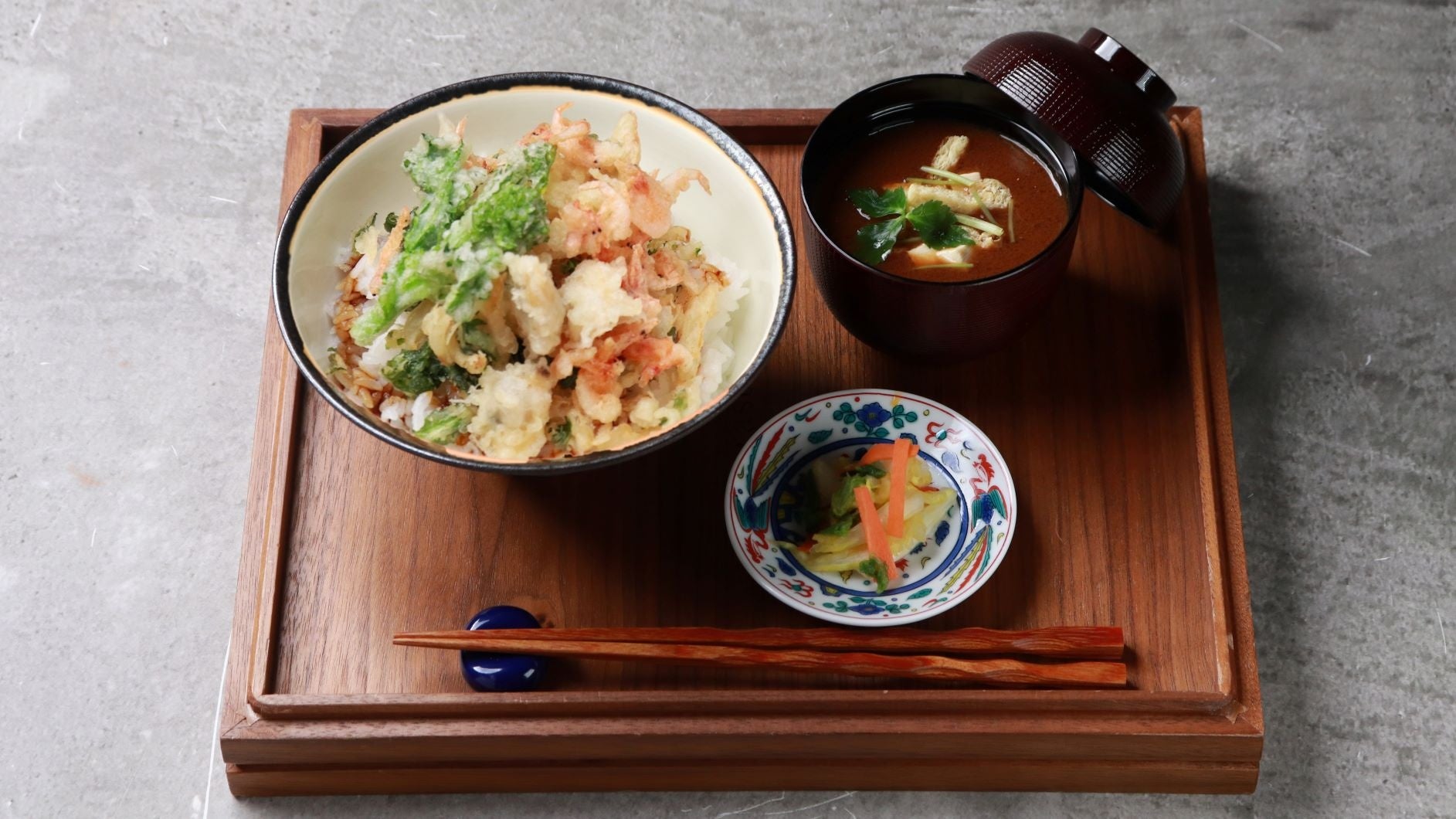 銀座おのでら監修 季節のかき揚げ丼（春）（1,380円）